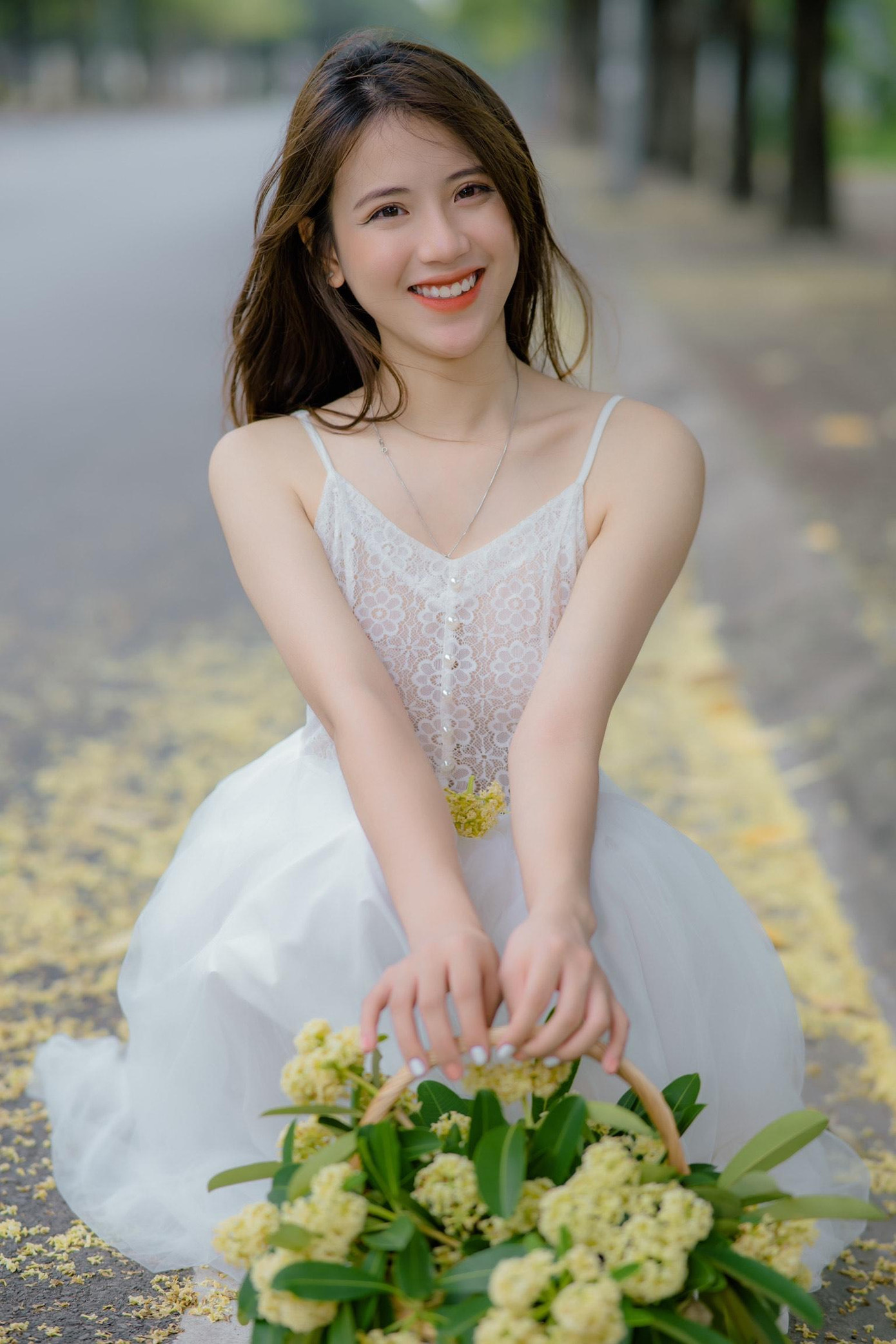 Ngọc Linh là sinh viên năm 2 trường Cao Đẳng Nghề Công Nghệ Cao Hà Nội và đang theo học ngành Chăm sóc sắc đẹp.