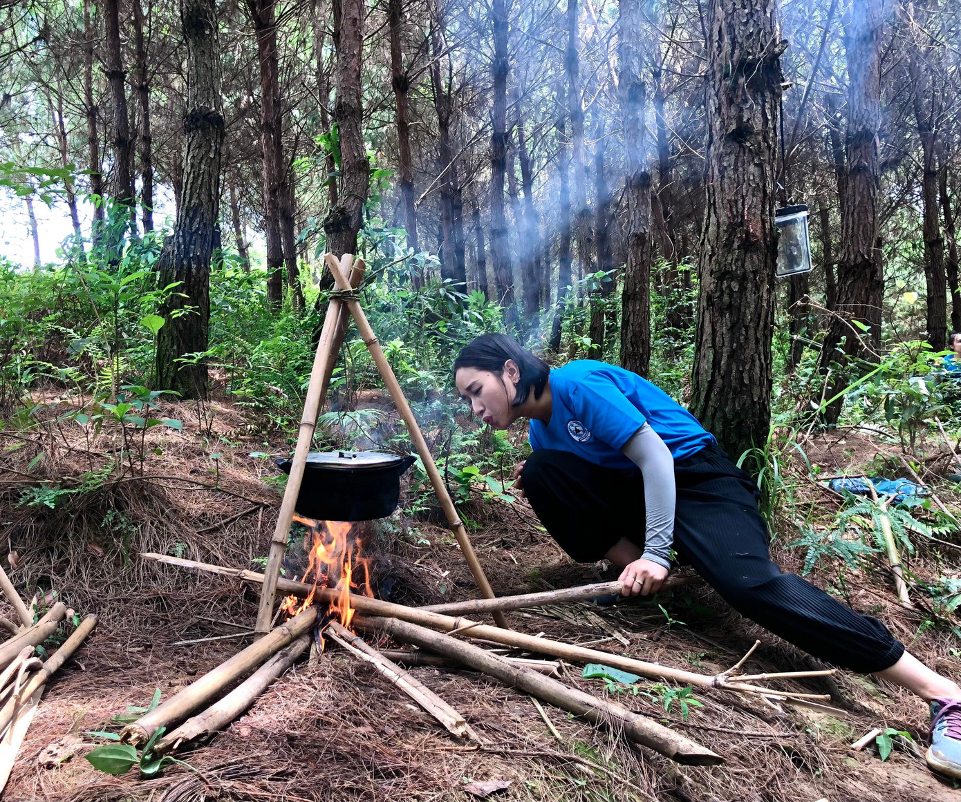 Cô giáo 9X rất hạnh phúc vì đã làm được một điều ý nghĩa. Cô giáo 9X rất hạnh phúc vì đã làm được một điều ý nghĩa.