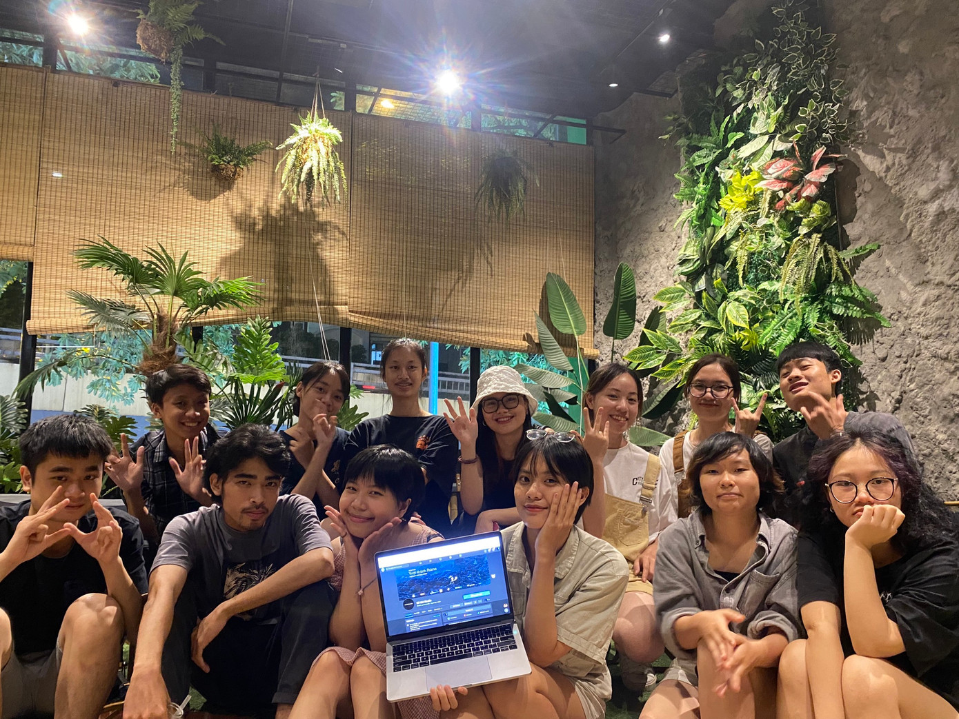 Các thành viên Sở Thú Studio có chung niềm đam mê là hoạt hình stop-motion và luôn ấp ủ một tình yêu dành cho môi trường (Nguồn: Sở Thú Studio). Các thành viên Sở Thú Studio có chung niềm đam mê là hoạt hình stop-motion và luôn ấp ủ một tình yêu dành cho môi trường (Nguồn: Sở Thú Studio).