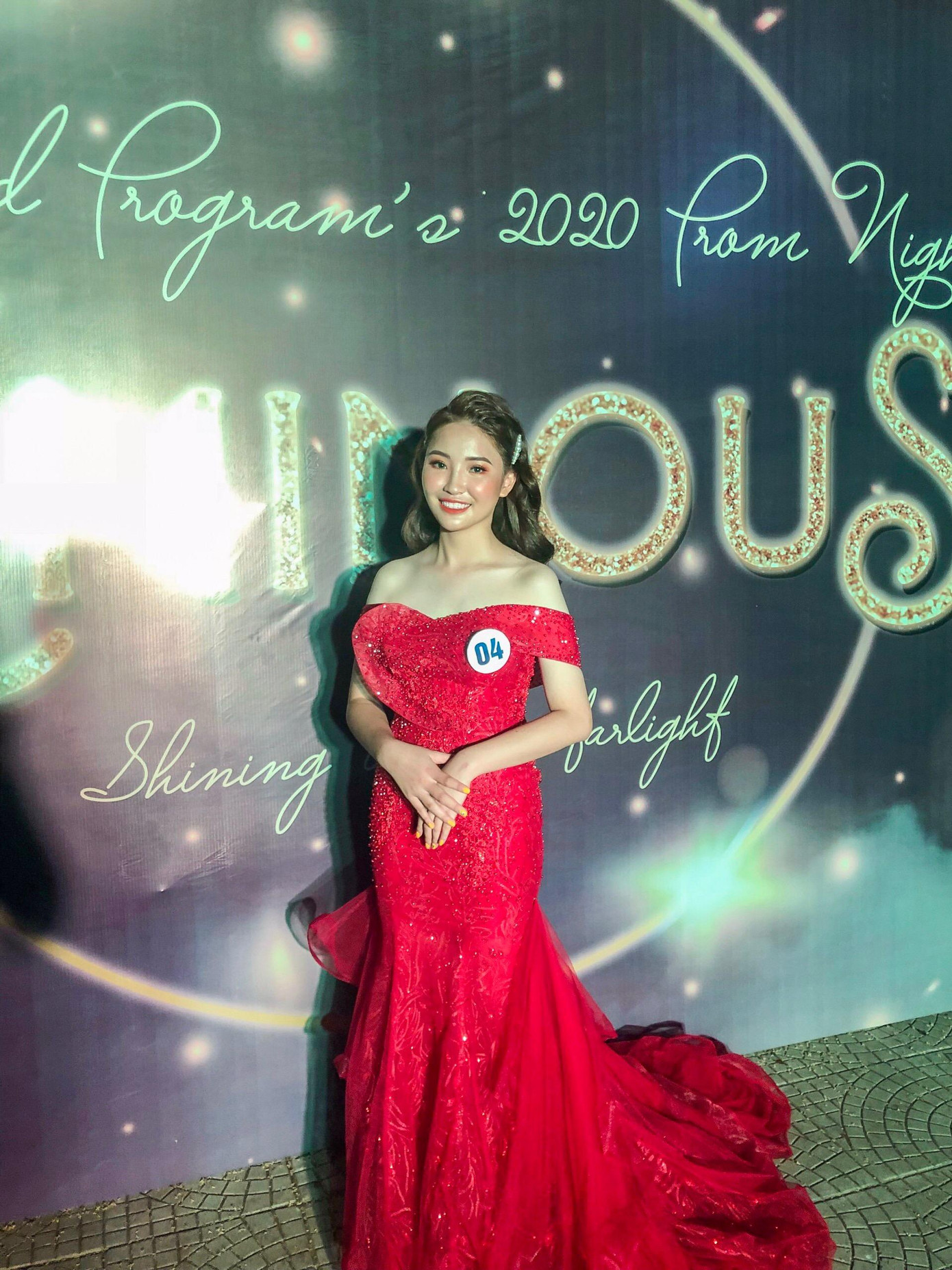 Ngọc Anh trong một buổi tham gia chương trình Prom Night do hệ CLC tổ chức. Ngọc Anh trong một buổi tham gia chương trình Prom Night do hệ CLC tổ chức.