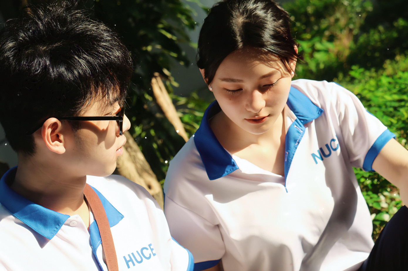 Cô chia sẻ: "Mình vẫn luôn cố gắng để cân bằng giữa việc hoạt động câu lạc bộ và học tập bằng cách tìm ra sự liên kết giữa đam mê nghệ thuật và môn học của mình." Cô chia sẻ: "Mình vẫn luôn cố gắng để cân bằng giữa việc hoạt động câu lạc bộ và học tập bằng cách tìm ra sự liên kết giữa đam mê nghệ thuật và môn học của mình."