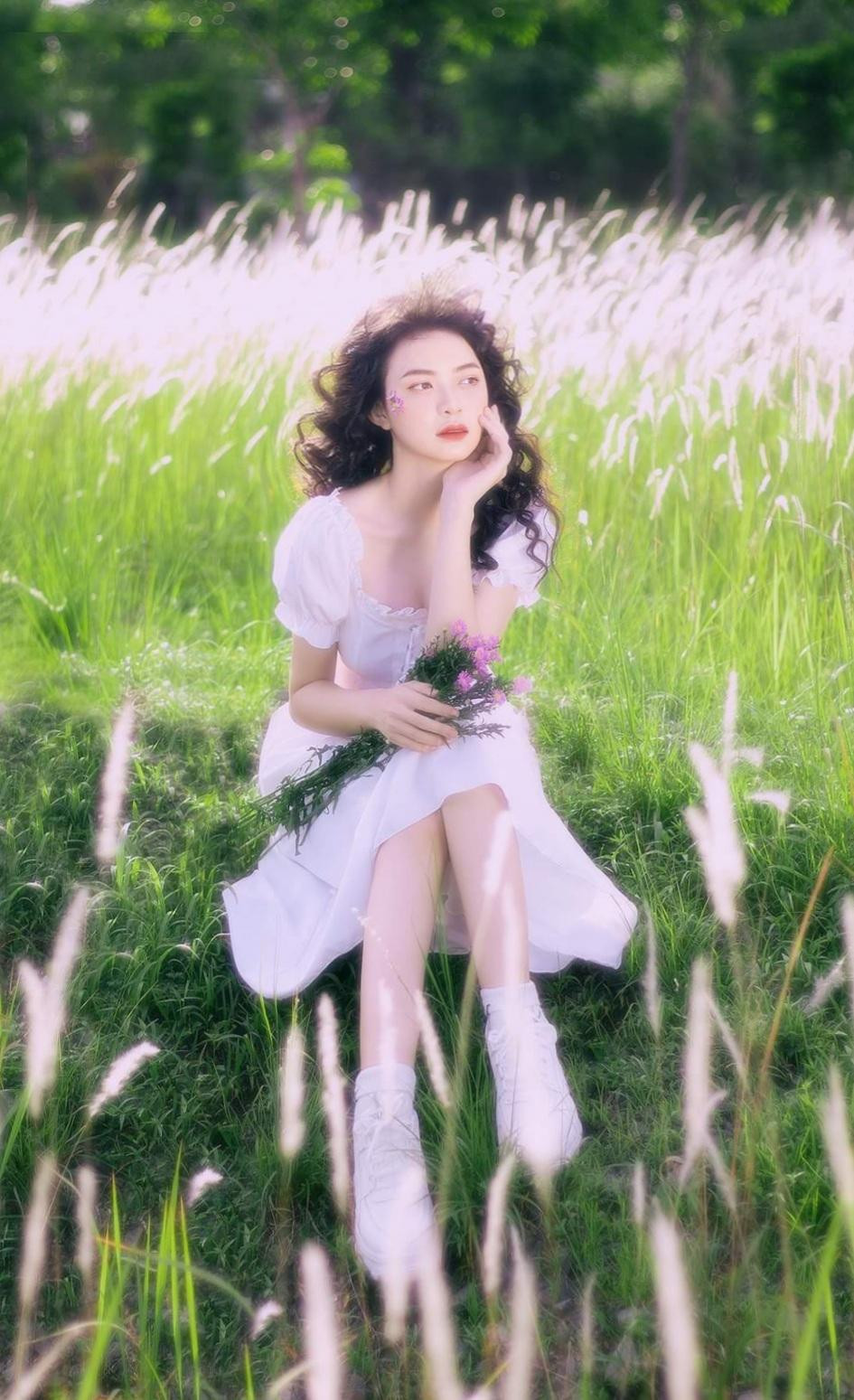 Kiên định và luôn cố gắng hoàn thiện bản thân, Trúc Hà đã và đang ngày càng chứng minh được năng lực của mình.