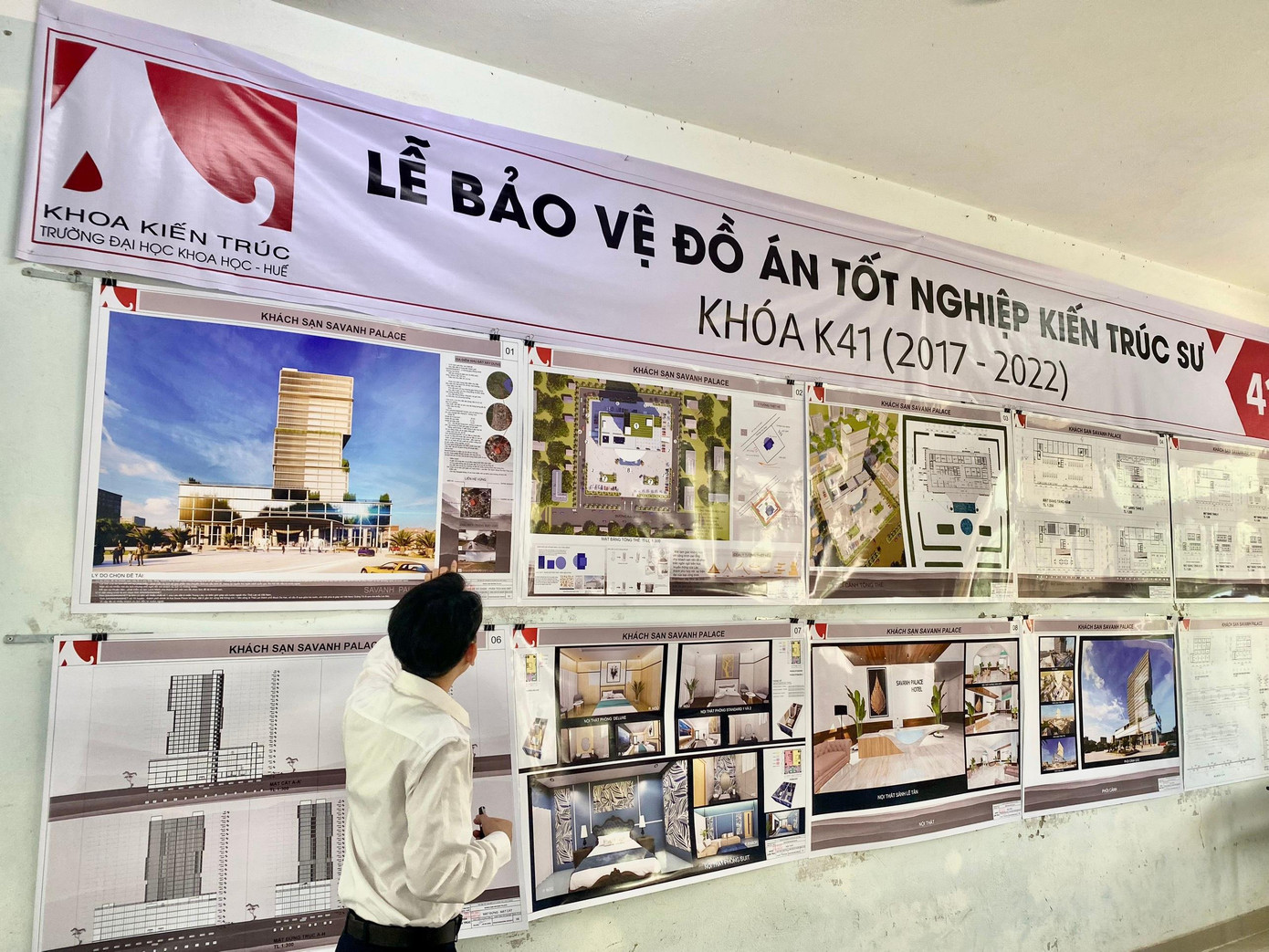 Sokxay bảo về đồ án tốt nghiệp kiến trúc sư. Sokxay bảo về đồ án tốt nghiệp kiến trúc sư.