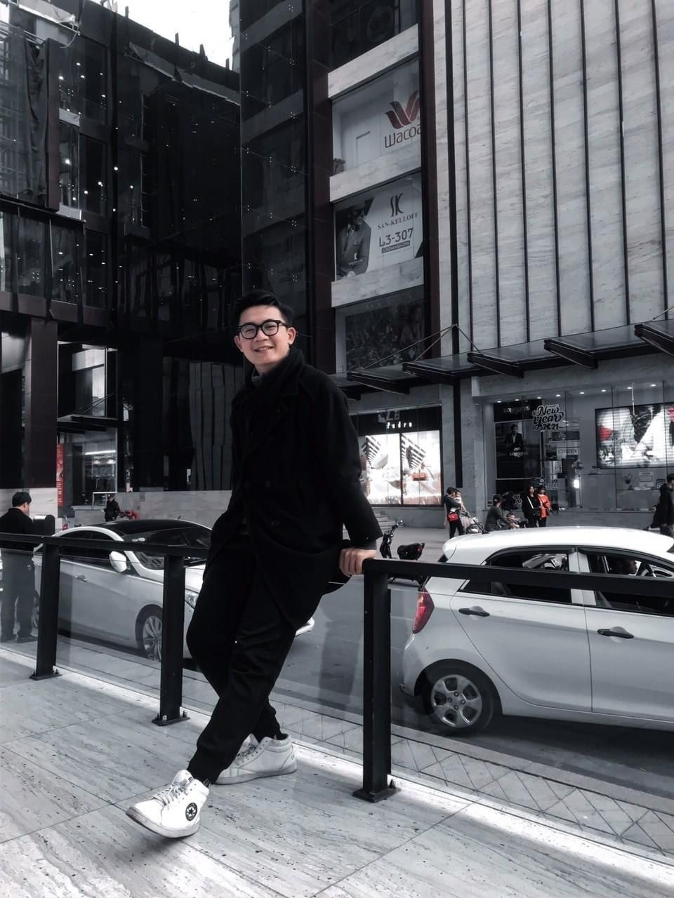 Trần Anh Đức ( 2001) là sinh viên năm 3 khoa Tài chính doanh nghiệp, Học viện Tài chính. Trần Anh Đức ( 2001) là sinh viên năm 3 khoa Tài chính doanh nghiệp, Học viện Tài chính.