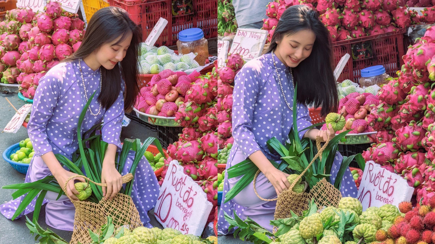 Chợ những ngày gần Tết bán rất nhiều loại trái cây tươi ngon.