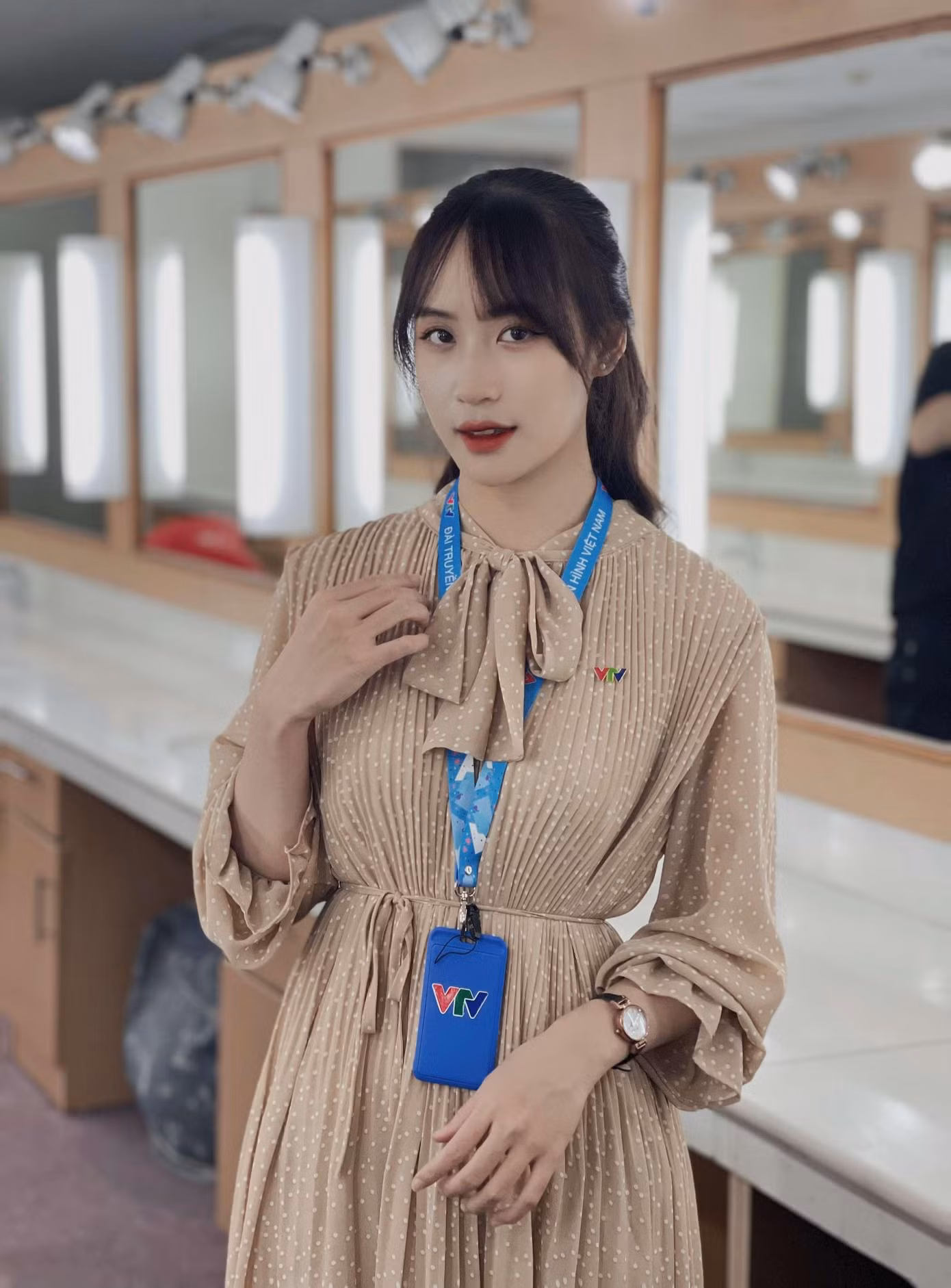 Thảo có ước mơ trở thành một MC/BTV. Thảo có ước mơ trở thành một MC/BTV.