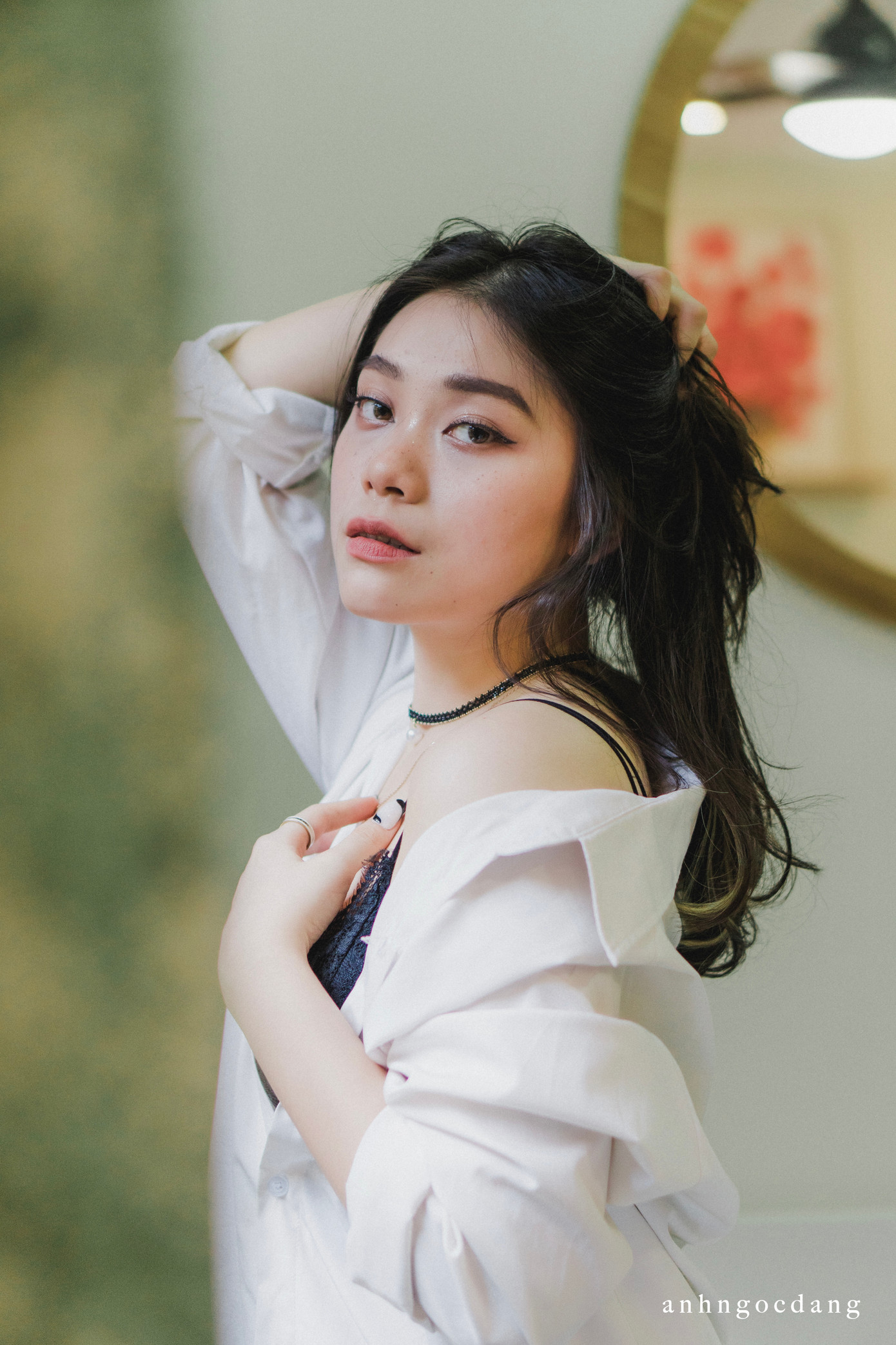 Thùy Dương đang là sinh viên năm 3 khoa Luật quốc tế, Phó Chủ tịch Hội Sinh viên Học viện Ngoại giao. Thùy Dương đang là sinh viên năm 3 khoa Luật quốc tế, Phó Chủ tịch Hội Sinh viên Học viện Ngoại giao.