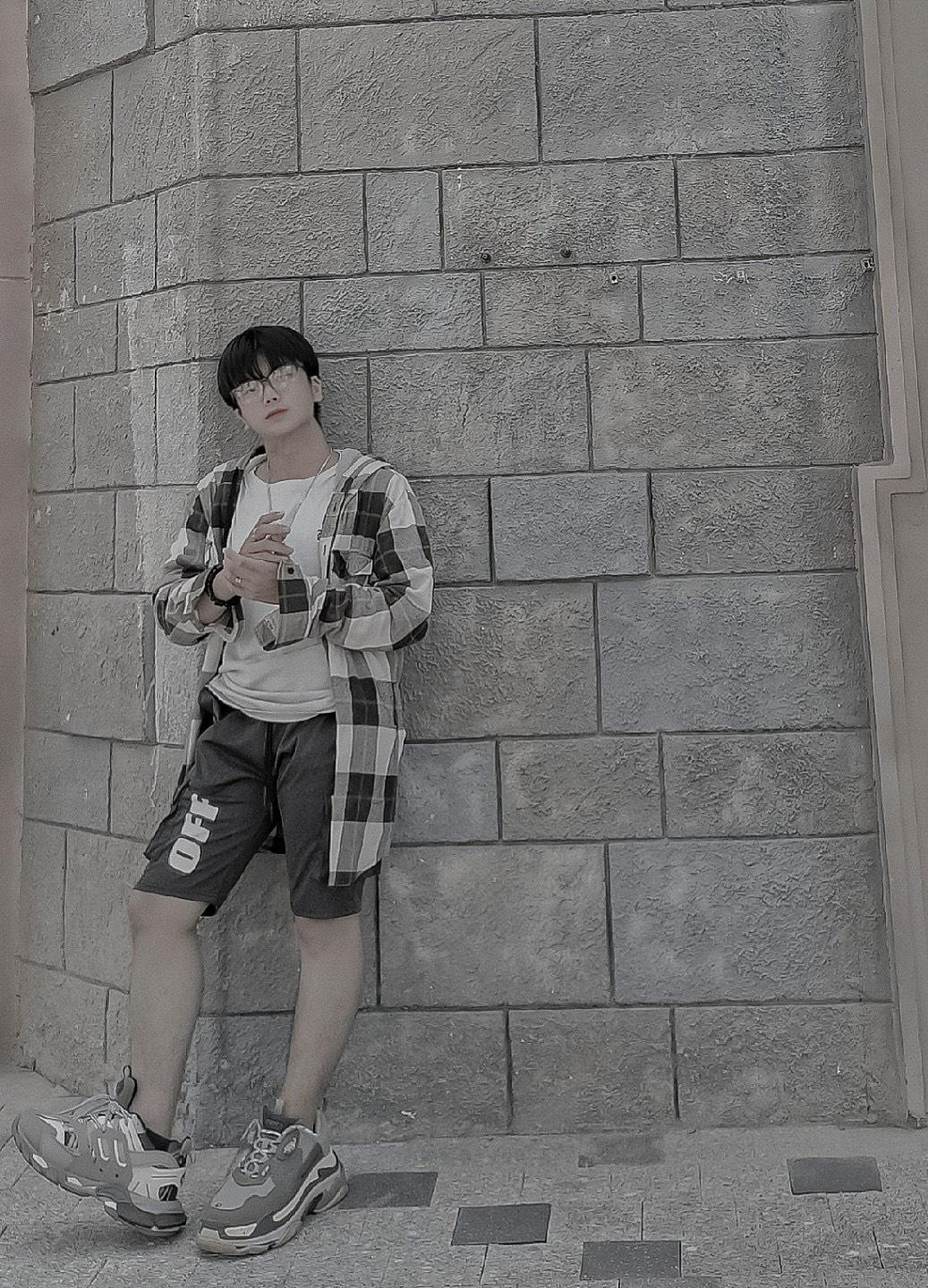 TooNy quan niệm: “Sự kiên trì là chìa khóa của thành công”. TooNy quan niệm: “Sự kiên trì là chìa khóa của thành công”.