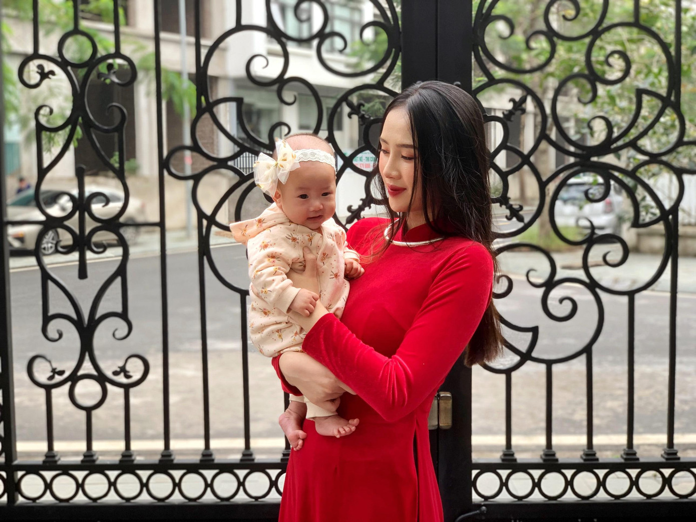 Đến giờ nhiều khi cô nàng Phú Thọ vẫn không tin được rằng mình đã làm mẹ.