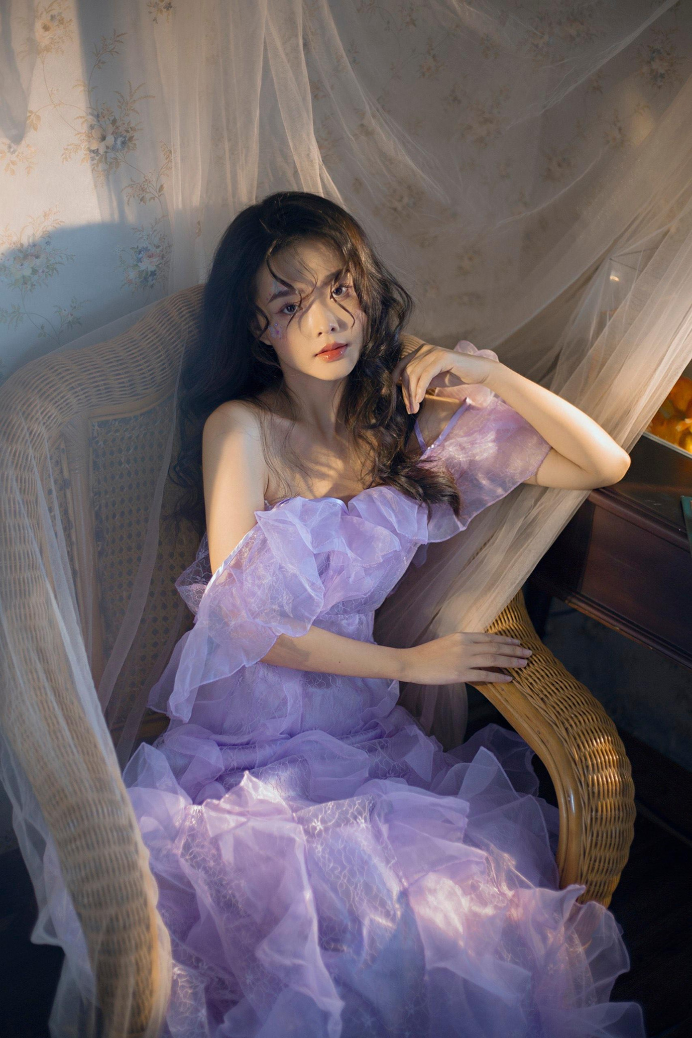 Bên cạnh công việc học, Hồng Ánh còn được biết đến là người mẫu ảnh tự do.