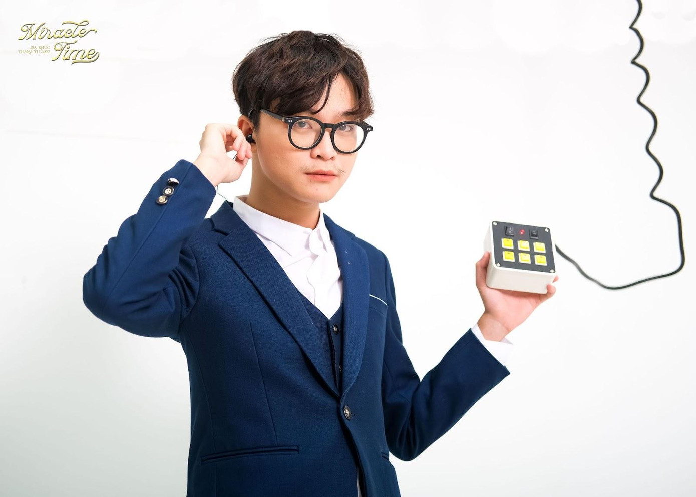 Ban Sự kiện là những “anh hùng bóng đêm" ở phía sau hậu trường, âm thầm cống hiến cho thành công của chương trình. Nếu bạn là một người luôn mang trong mình tinh thần nhiệt huyết, sẵn sàng cống hiến và muốn được đứng trong hậu trường thì ban Sự kiện chính là nơi dành cho bạn!