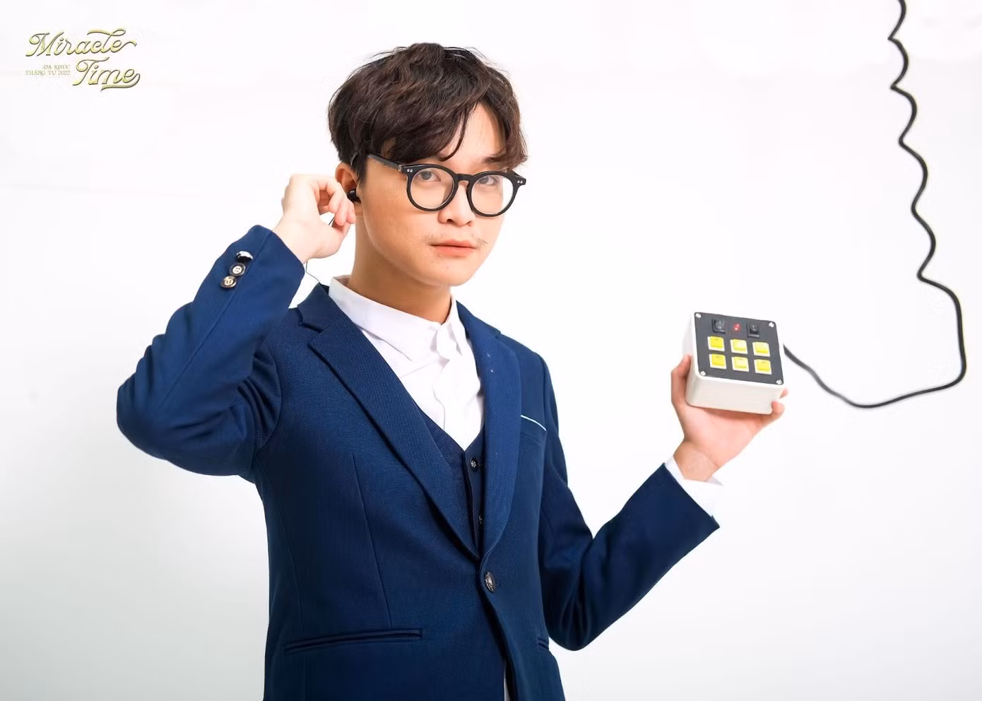 Ban Sự kiện là những “anh hùng bóng đêm" ở phía sau hậu trường, âm thầm cống hiến cho thành công của chương trình. Nếu bạn là một người luôn mang trong mình tinh thần nhiệt huyết, sẵn sàng cống hiến và muốn được đứng trong hậu trường thì ban Sự kiện chính là nơi dành cho bạn!