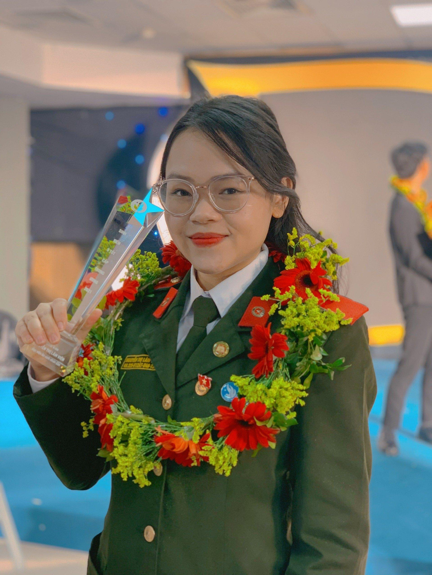 Nguyễn Thị Lâm Viên đạt danh hiệu “Sinh viên 5 tốt” tiêu biểu cấp Trung ương. Ảnh: NVCC