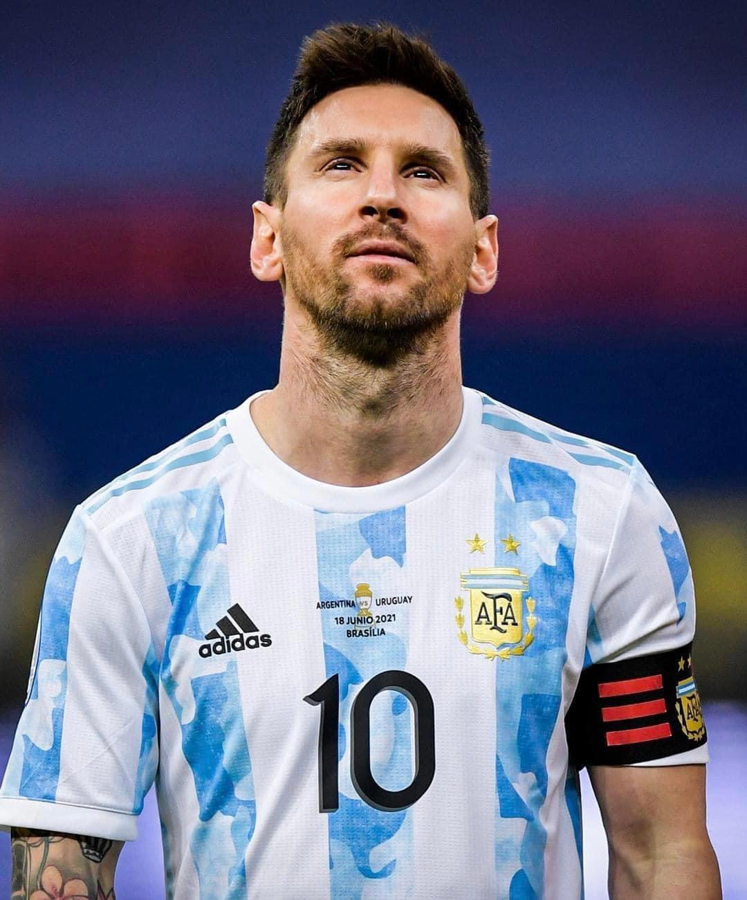 BTV Ngọc Anh là fan hâm mộ cầu thủ Lionel Messi.