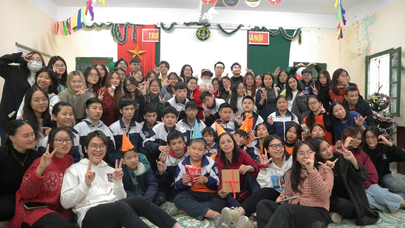 Đêm hội Giáng sinh Magie de Noël.