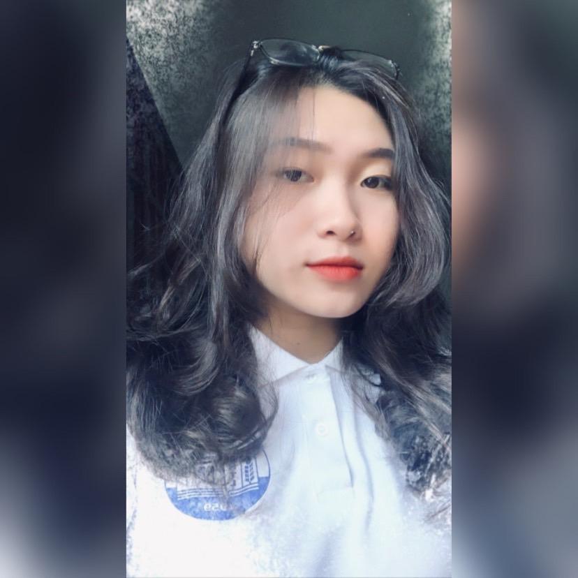 Ngọc Trâm - cô nàng đã quyết tâm lựa chọn chuyên ngành Kỹ thuật ô tô trường đại học Thuỷ lợi.