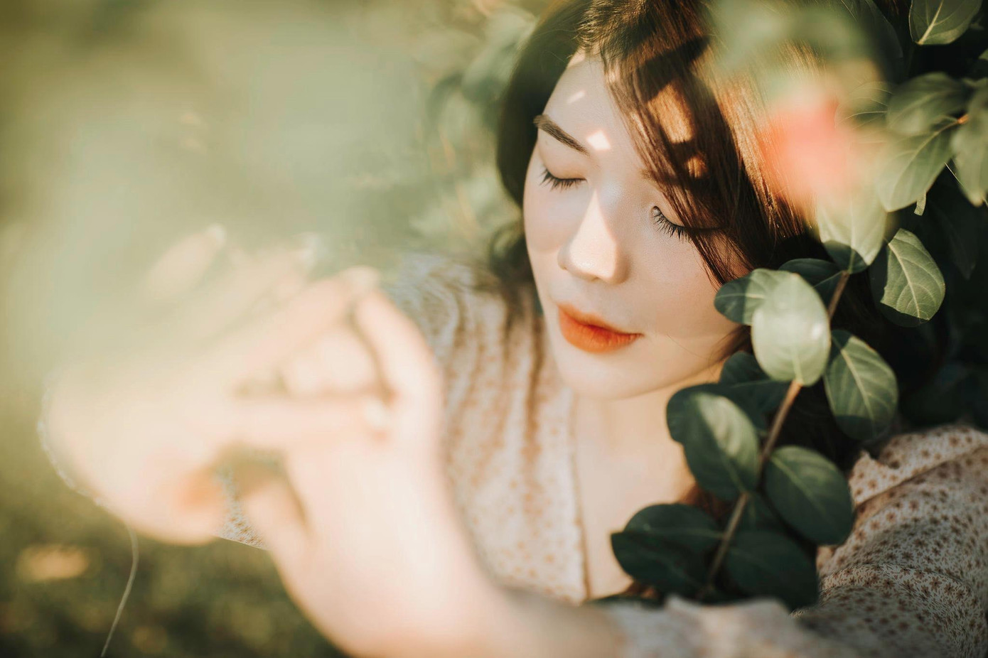 Bích Ngọc luôn muốn lan toả năng lượng tích cực của bản thân đến với mọi người. Bích Ngọc luôn muốn lan toả năng lượng tích cực của bản thân đến với mọi người.