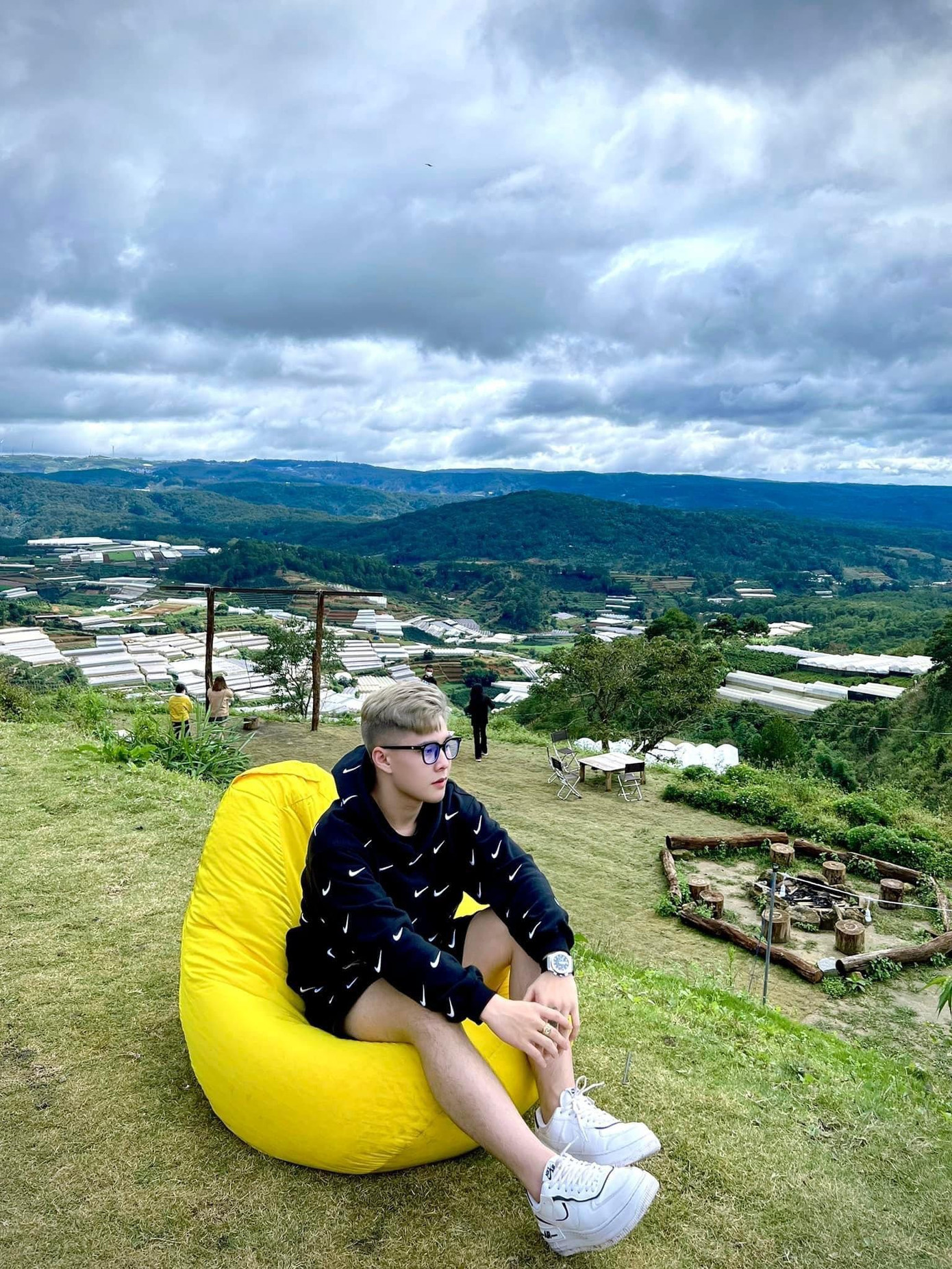 Bản chất Bodyshaming thật ra cũng không đáng sợ, mọi người nên nghĩ theo chiều hướng tích cực hơn, phấn đấu để bản thân hoàn thiện hơn và đặc biệt phải tin là bản thân mình làm được.