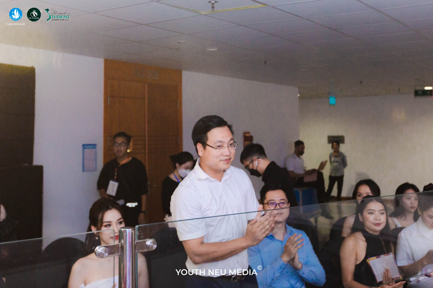 Đồng chí Trần Quang Hưng tới tham dự chương trình. Đồng chí Trần Quang Hưng tới tham dự chương trình.