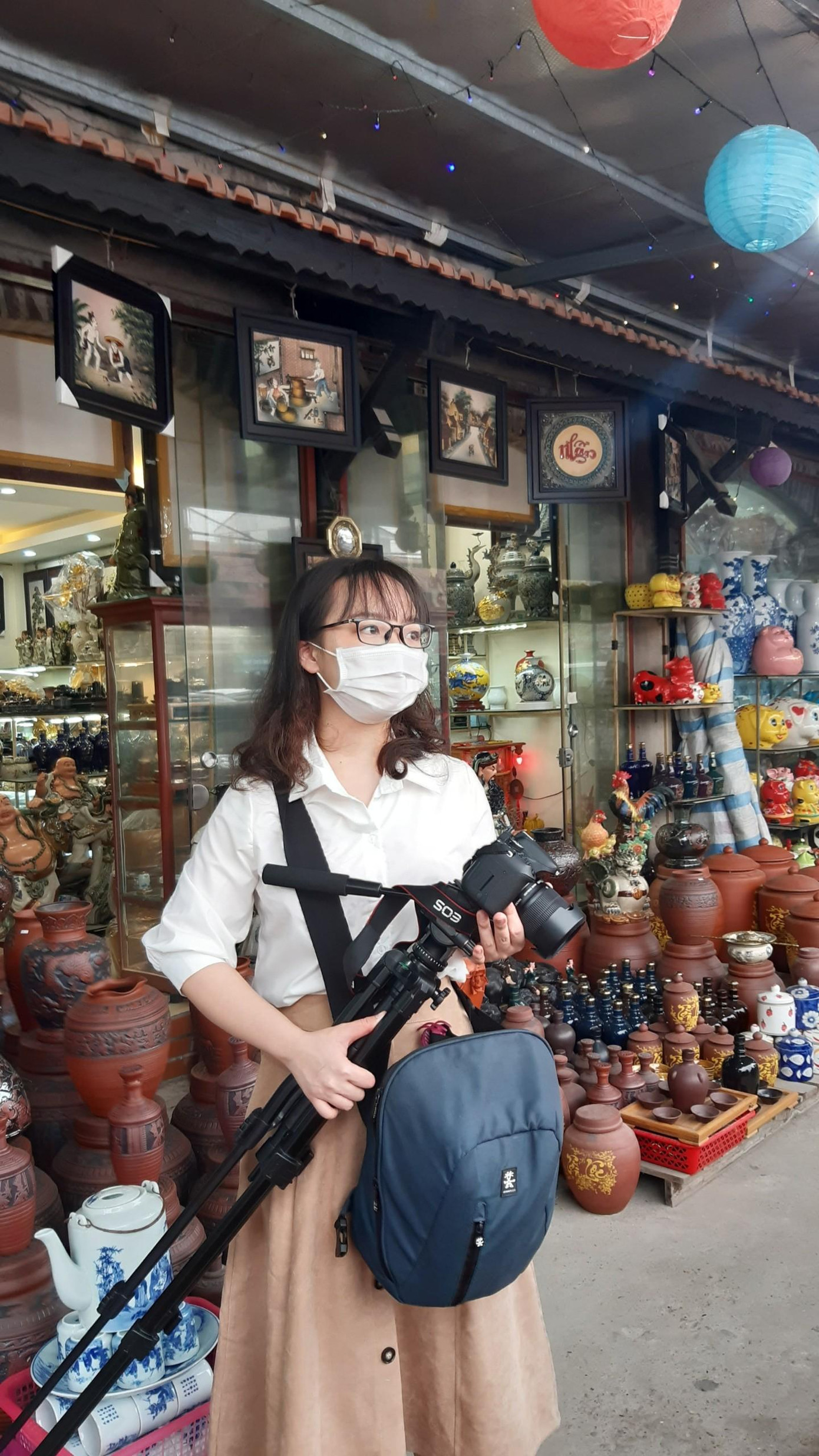 Phương Thảo thường dành thời gian để đi học hỏi, tác nghiệp để tích lũy nhiều hơn kỹ năng và kinh nghiệm cho công việc và chuyên ngành cô đang theo học. Phương Thảo thường dành thời gian để đi học hỏi, tác nghiệp để tích lũy nhiều hơn kỹ năng và kinh nghiệm cho công việc và chuyên ngành cô đang theo học.