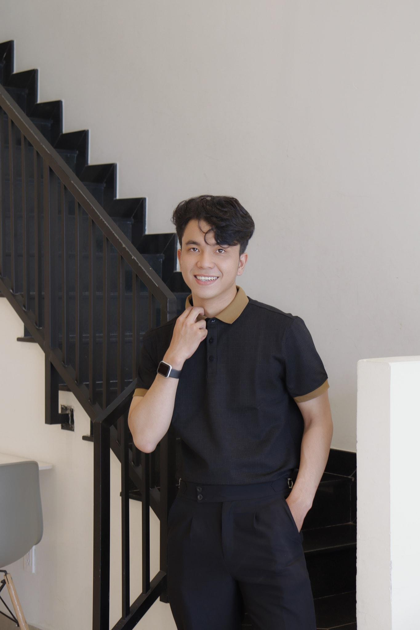 Chân dung chàng trai làng chài - Văn Chung.