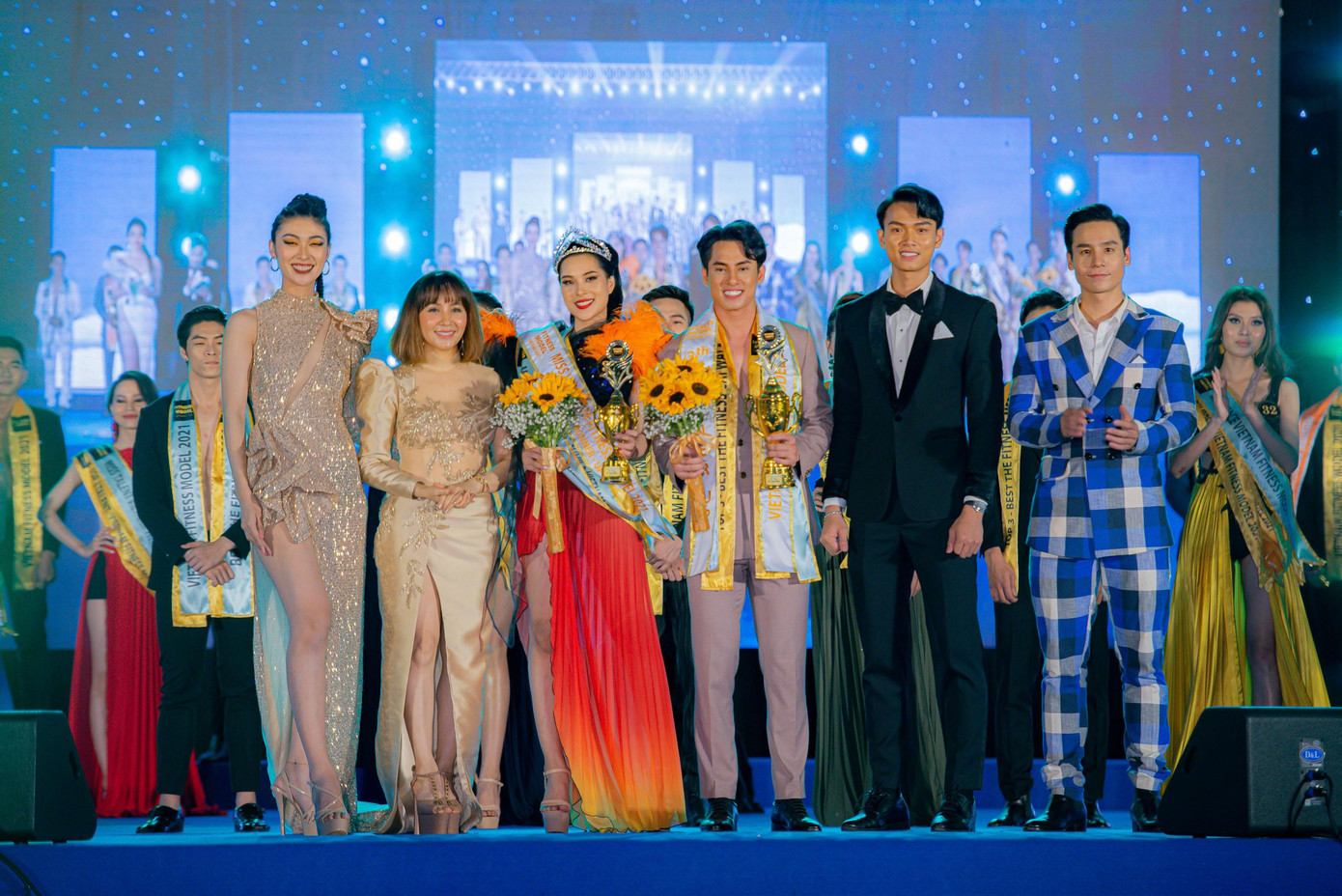 Danh hiệu 3th Runner Up được trao cho thí sinh Hoàng Kiều Lâm (SBD 13 sinh năm 1992, Hà Nội) &amp; Võ Thị Trâm Anh (SBD 31 sinh năm 1999, Đà Nẵng).