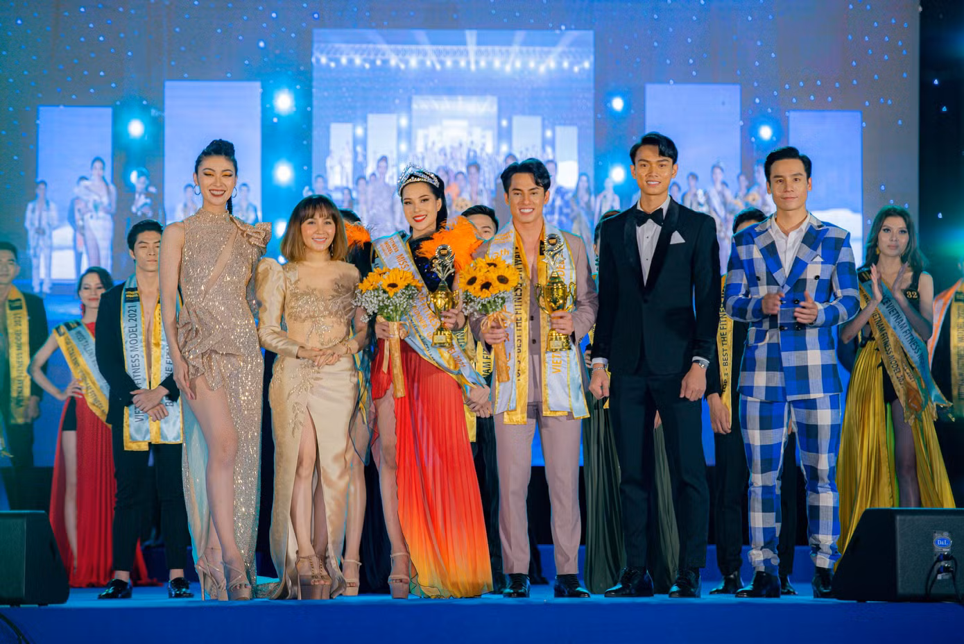 Danh hiệu 3th Runner Up được trao cho thí sinh Hoàng Kiều Lâm (SBD 13 sinh năm 1992, Hà Nội) &amp; Võ Thị Trâm Anh (SBD 31 sinh năm 1999, Đà Nẵng).