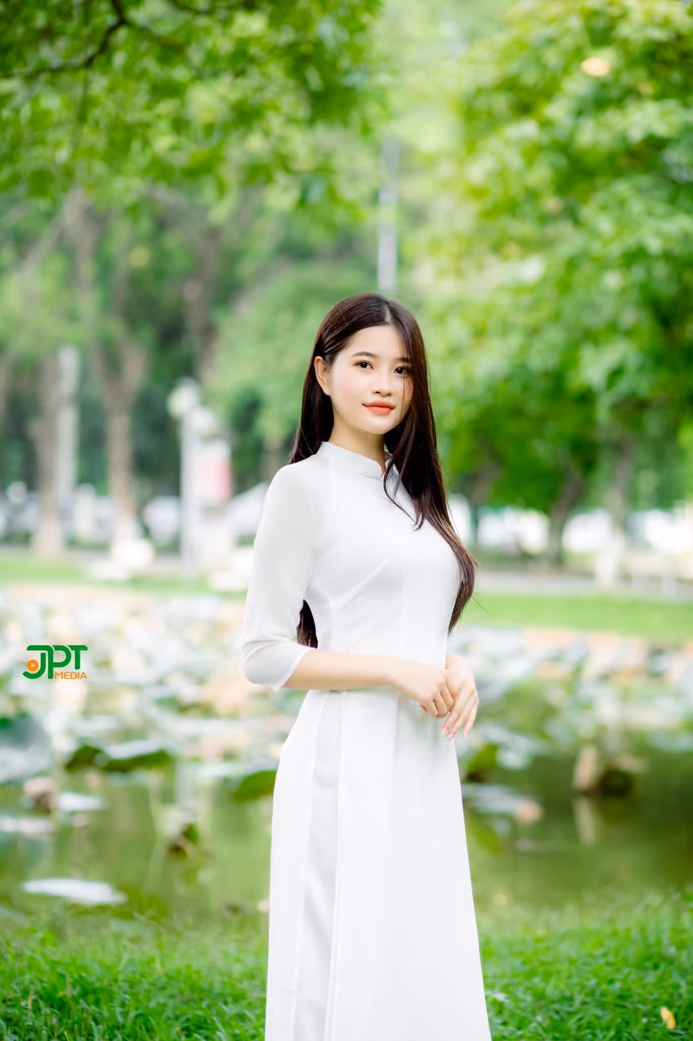 Hiện tại Hiền đang giữ vị trí Bí thư chi đoàn và Trưởng ban Kinh tế Đội Sinh viên Tình nguyện đồng hương Vĩnh Phúc. Hiện tại Hiền đang giữ vị trí Bí thư chi đoàn và Trưởng ban Kinh tế Đội Sinh viên Tình nguyện đồng hương Vĩnh Phúc.
