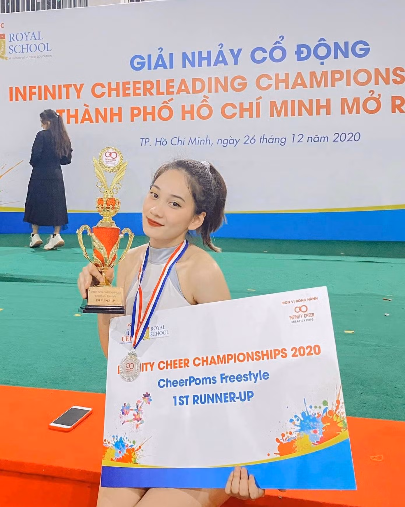 Chiếc cúp bạc ICC 2020 chính là một kỷ niệm đáng nhớ trong hành trình của Tú Anh tại Rumbo Cheerleading Squad.