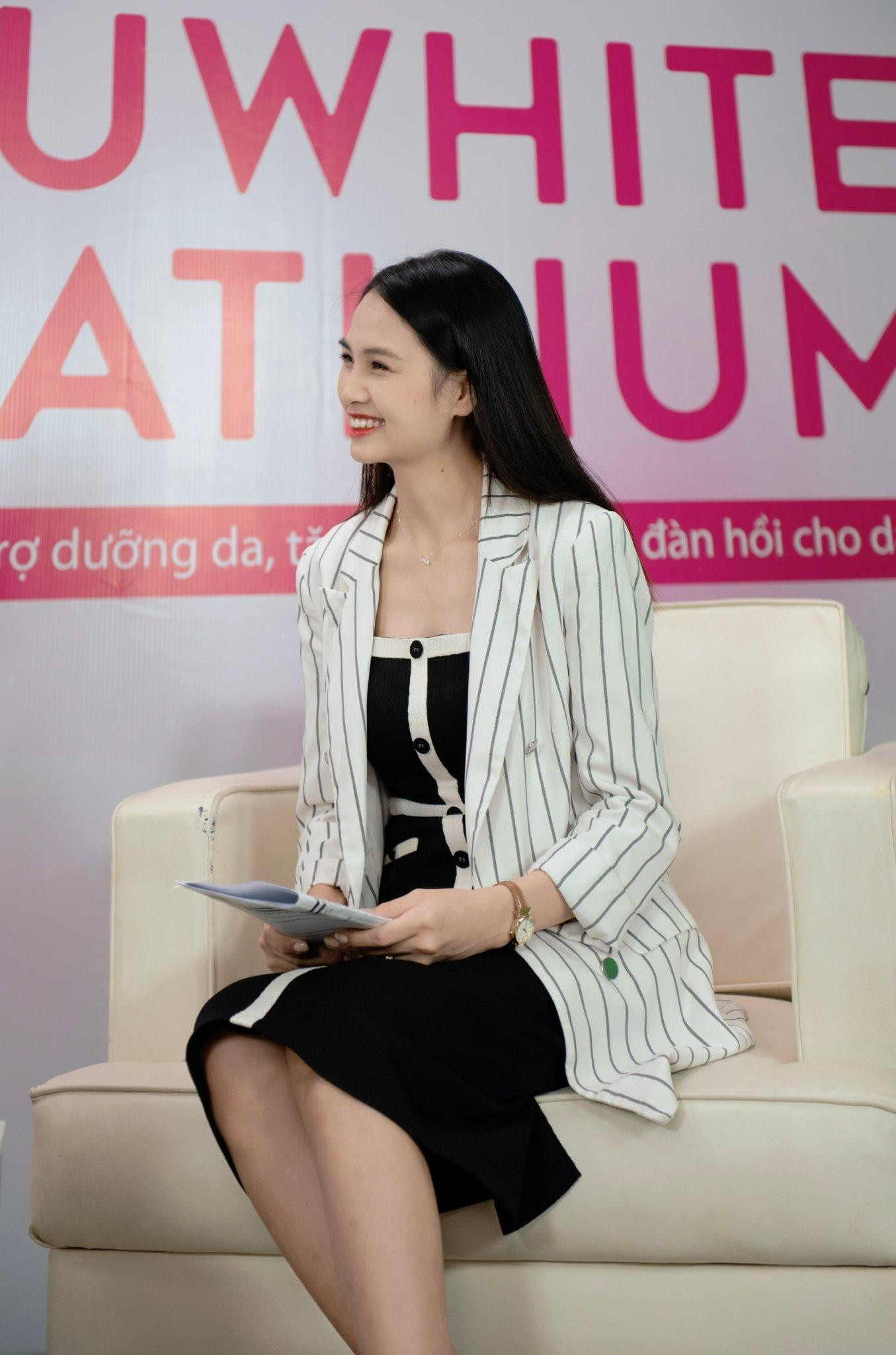 Với Quỳnh, tập trung lo kinh tế nuôi dạy các con và học để phát triển bản thân là điều quan trọng nhất. Với Quỳnh, tập trung lo kinh tế nuôi dạy các con và học để phát triển bản thân là điều quan trọng nhất.