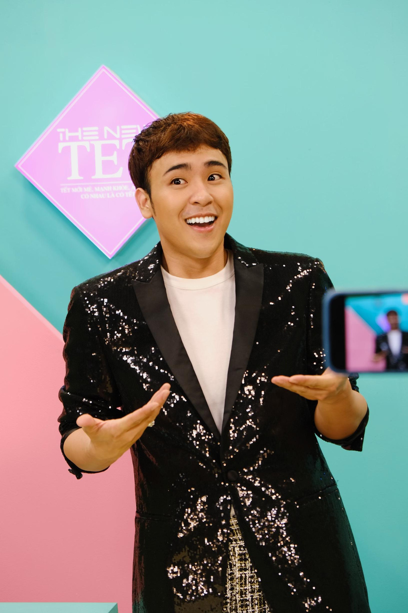 Trải qua một năm 2021 đầy khó khăn, Minh Ngọc vẫn tìm được cách tạo ra nhiều dấu ấn mới trong công việc của mình.