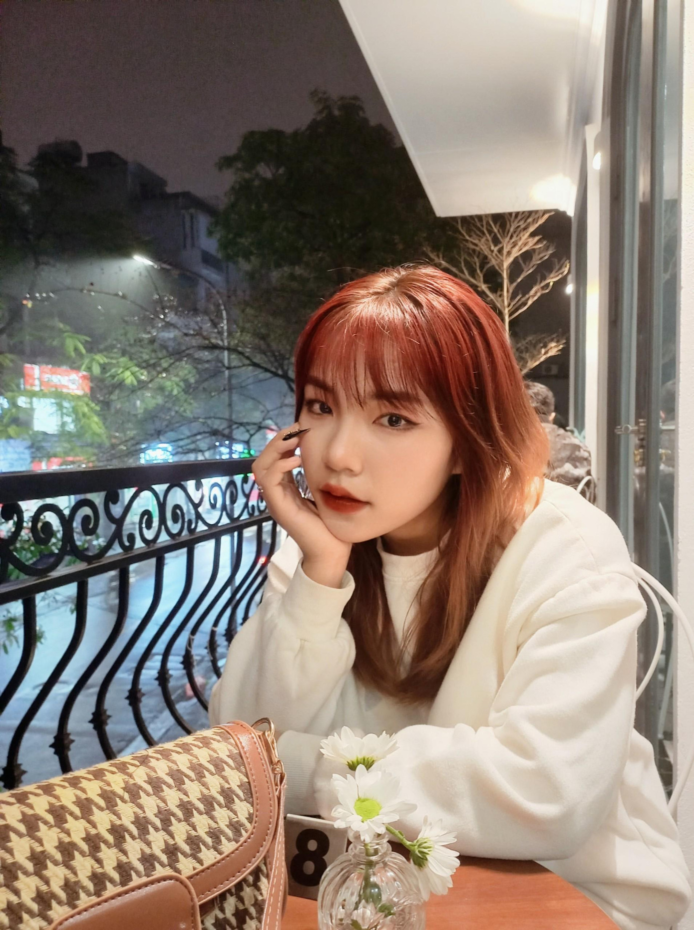 Ma Ngọc Ly có phần vui sướng khi được học trực tiếp và được gặp bạn bè thầy cô.