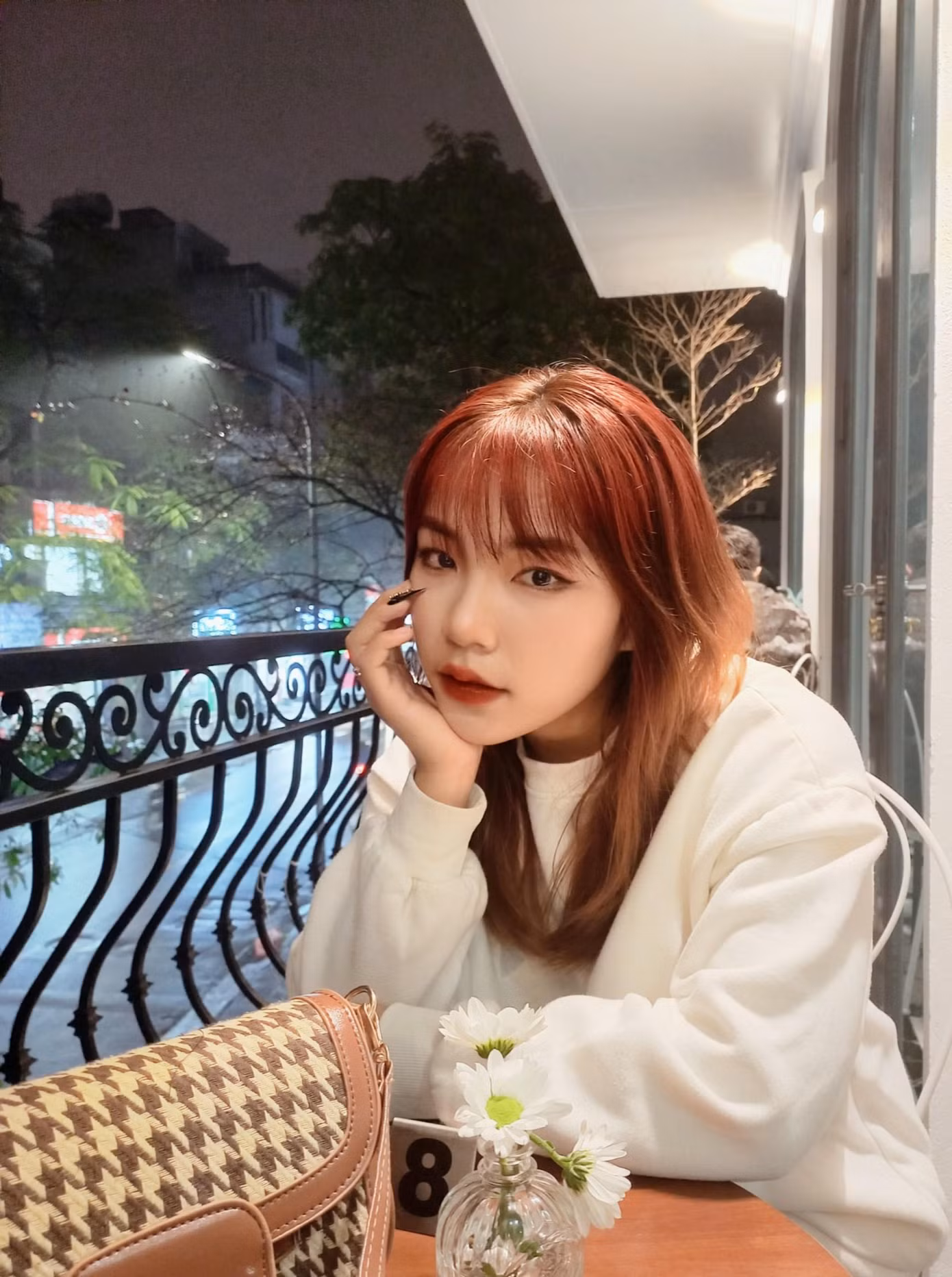 Ma Ngọc Ly có phần vui sướng khi được học trực tiếp và được gặp bạn bè thầy cô.
