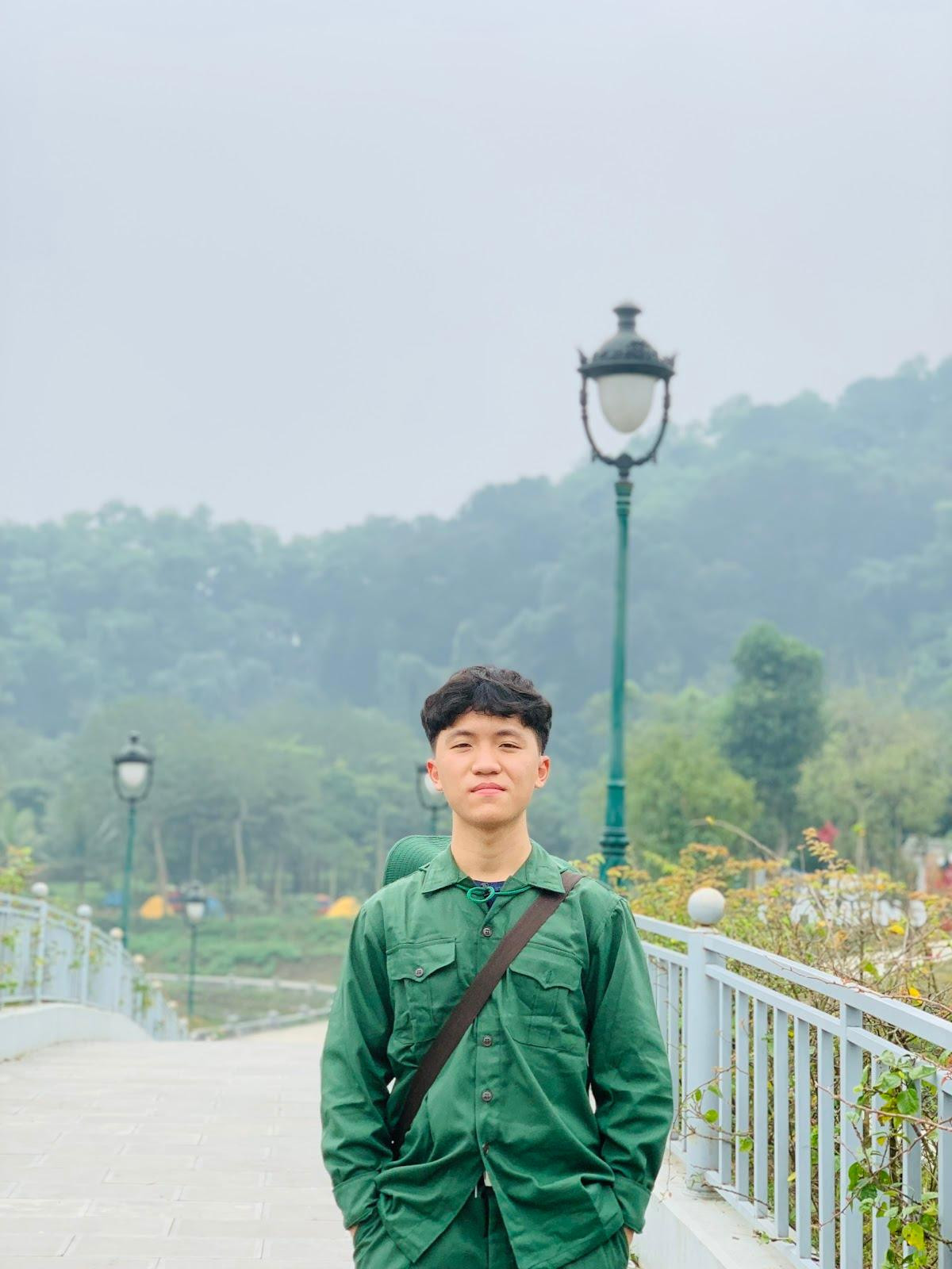 Nguyễn Bảo luôn cảm thấy vui vẻ và hạnh phúc khi trải qua kỳ quân sự này.