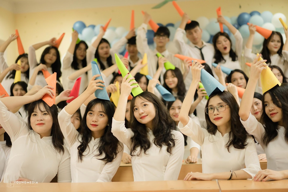 Cô nữ sinh với thành tích học tập ấn tượng.