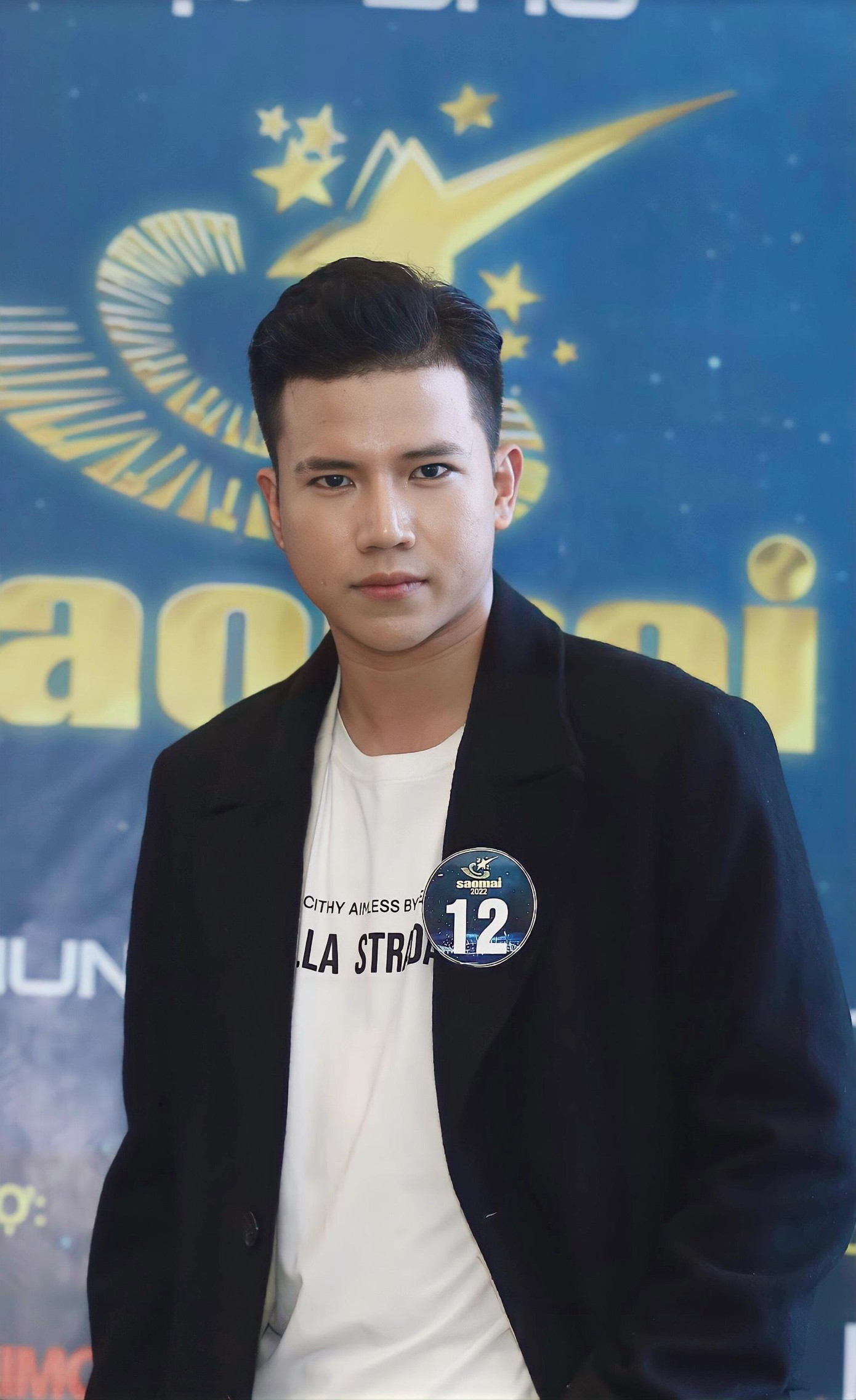 Từ những vòng trước, Trịnh Sơn đã được nhiều khán giả đánh giá là một trong những thí sinh sáng giá của cuộc thi năm nay, hứa hẹn sẽ mang lại cho khán giả nhiều cảm xúc. Từ những vòng trước, Trịnh Sơn đã được nhiều khán giả đánh giá là một trong những thí sinh sáng giá của cuộc thi năm nay, hứa hẹn sẽ mang lại cho khán giả nhiều cảm xúc.