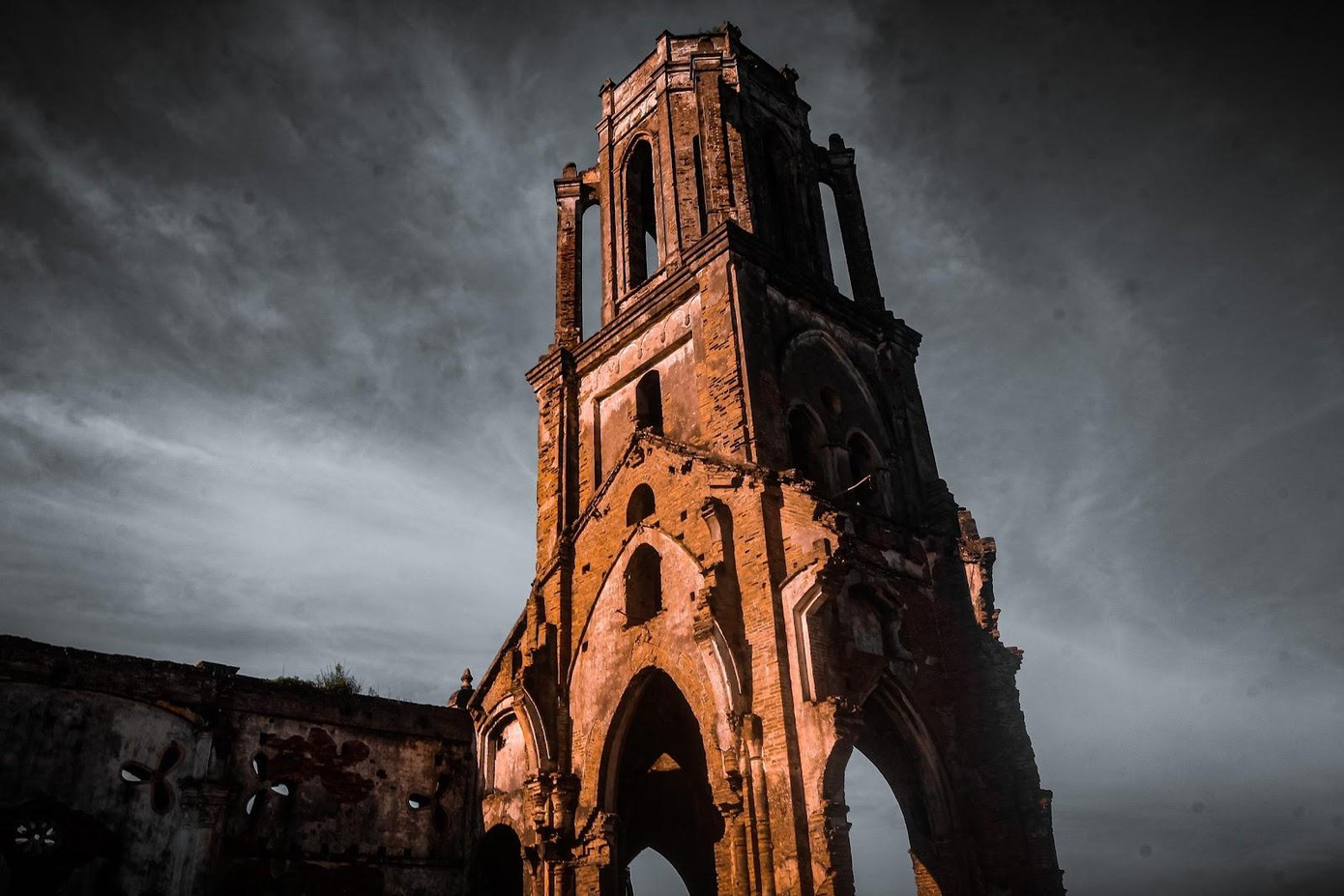 Nằm ở xã Hải Lý, huyện Hải Hậu, tỉnh Nam Định, nhà thờ đổ là công trình hoang tàn mà người dân nơi đây vẫn gọi. Ảnh Phan Hoàn