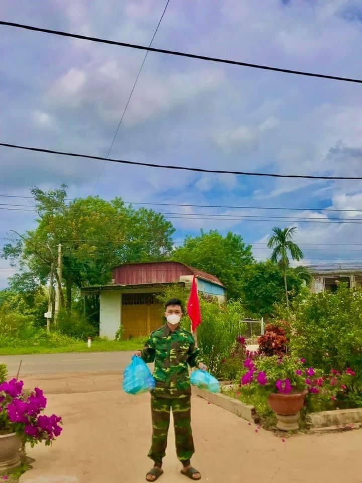 Mỗi hành động, việc làm tham gia tình nguyện của Trần Chiến đều là nghĩa cử cao đẹp, vun đắp được tinh thần tương thân tương ái cùng tình yêu thương giữa người với người.