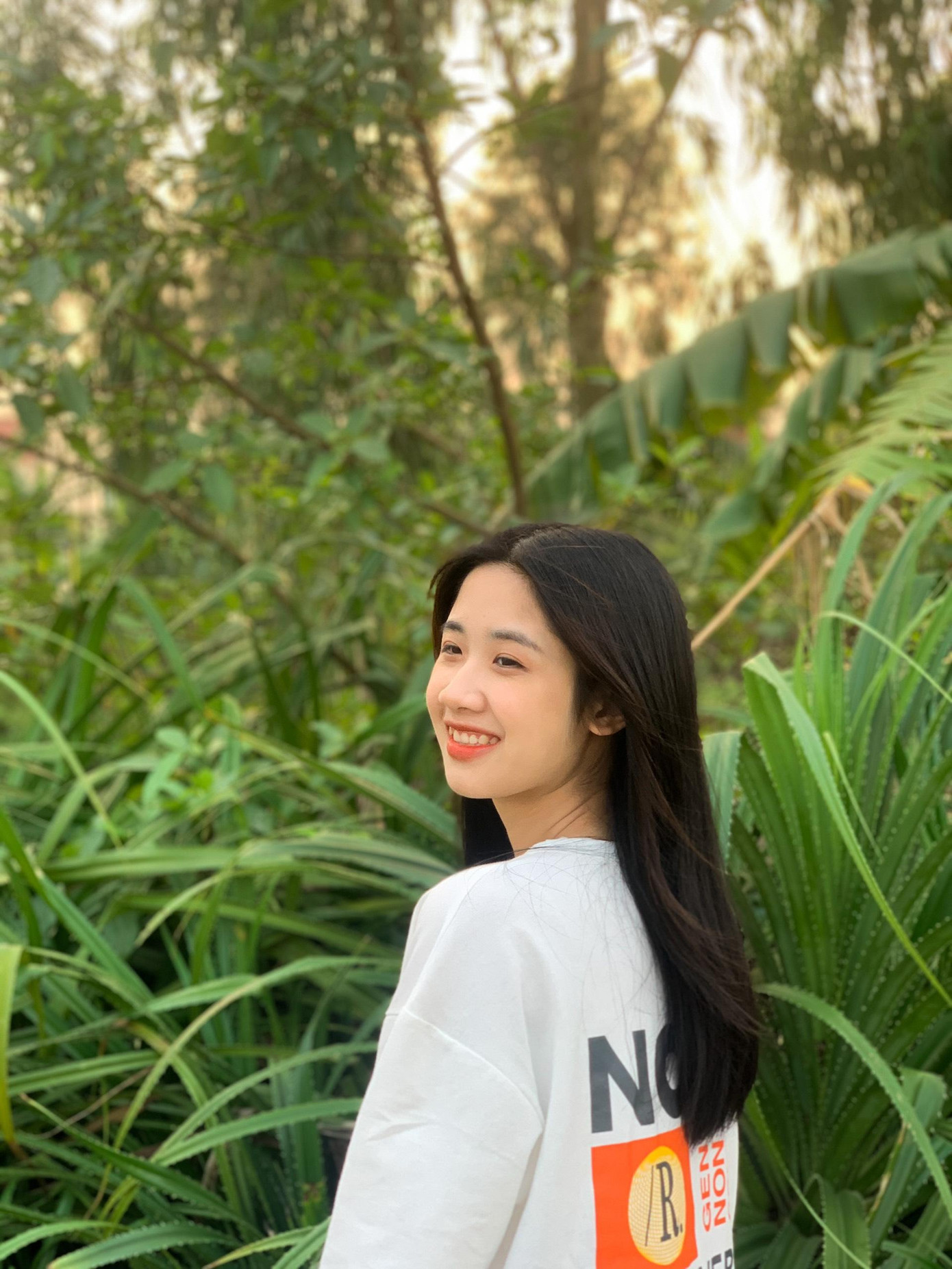 Phạm Thị Thanh Hằng. Phạm Thị Thanh Hằng.