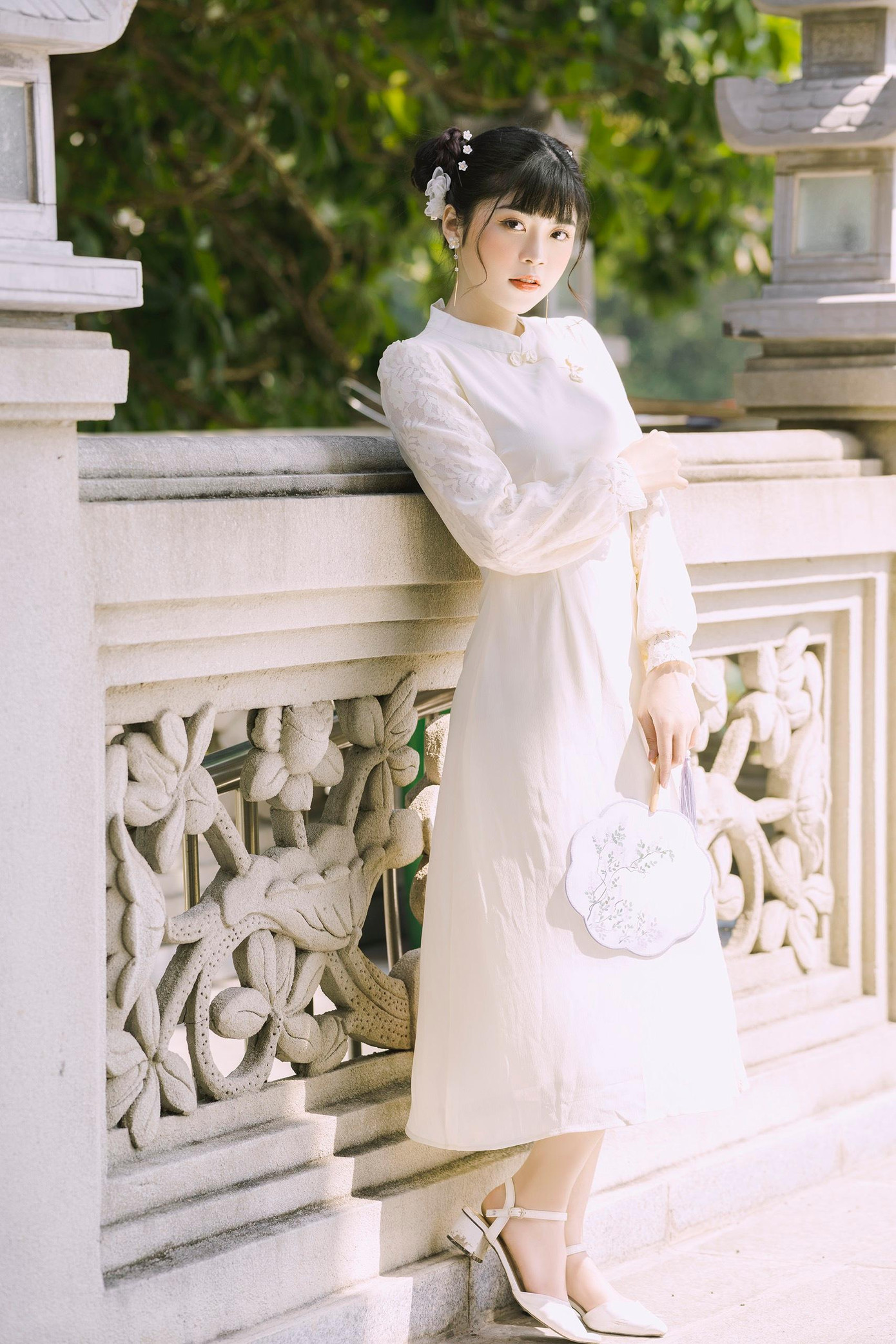 Thời gian rảnh rỗi, Hải Yến thích nấu ăn, may vá, đọc sách và đi du lịch.