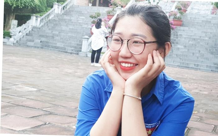 Theo Nguyệt Hằng: “Sống là cho đâu chỉ nhận riêng mình”.