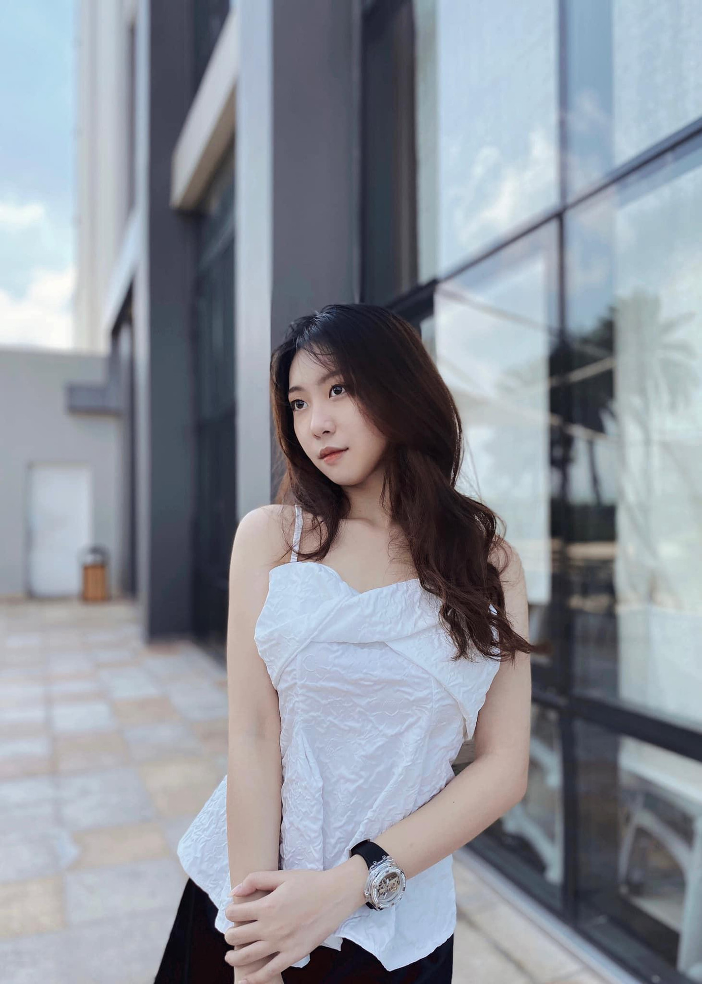 Yến Nhi luôn biết ơn và cảm thấy hạnh phúc với mỗi ngày của bản thân.