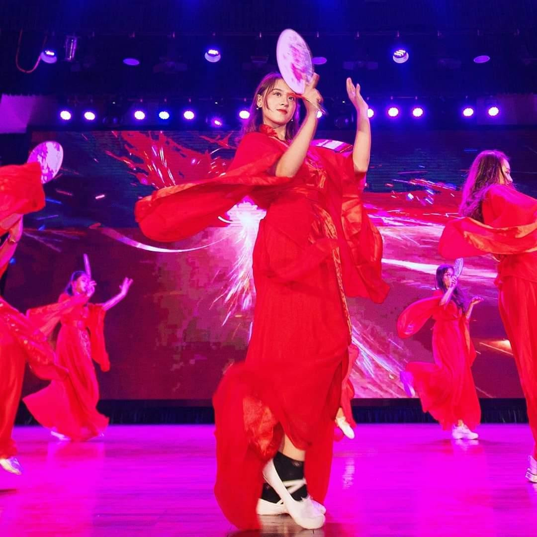 Huyền Trang là thành viên ban Múa, CLB Âm nhạc MEC.