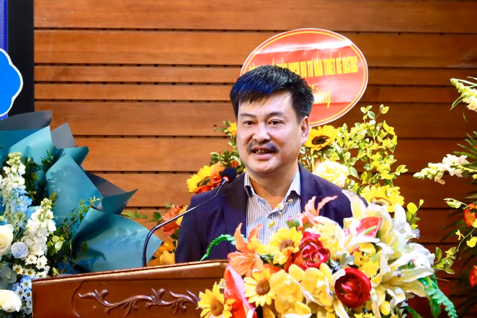 TS.KTS Vương Hải Long (Trưởng Khoa Kiến trúc, Trưởng ban tổ chức Giải thưởng) phát biểu tại buổi lễ.
