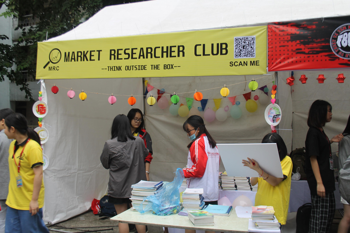 FTU được biết đến là một môi trường năng động với hệ thống gần 40 CLB trực thuộc, cùng nhiều hoạt động được tổ chức với quy mô hoành tráng, hướng đến đối tượng sinh viên.