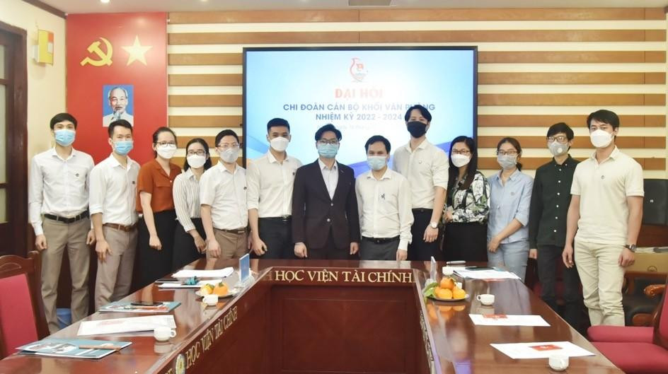 Đại hội chi đoàn cán bộ khối văn phòng. Đại hội chi đoàn cán bộ khối văn phòng.