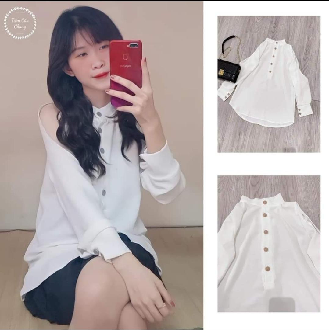 Thu Trang làm mẫu trên shop của mình Thu Trang làm mẫu trên shop của mình