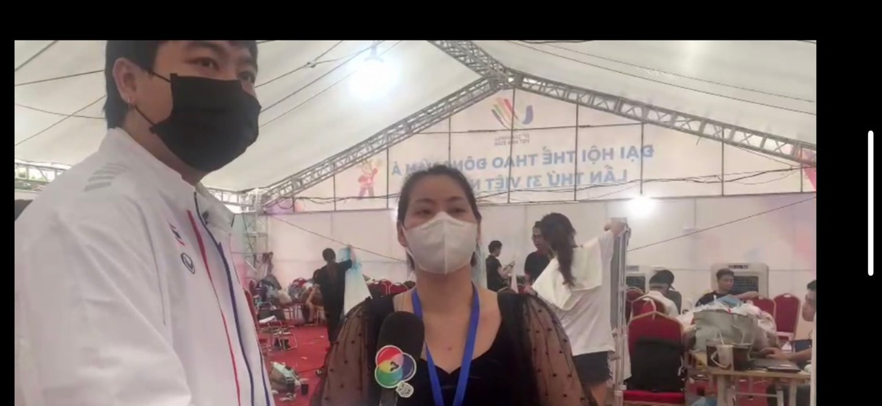 Chị Thanh tham gia hỗ trợ SEA Games 31. (Ảnh chụp màn hình) Chị Thanh tham gia hỗ trợ SEA Games 31. (Ảnh chụp màn hình)