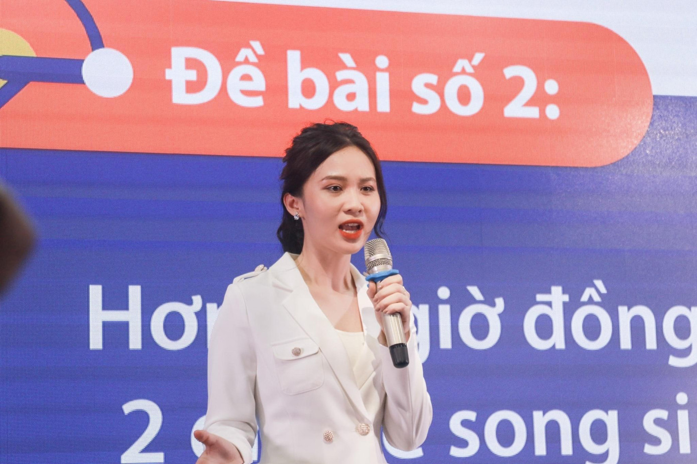 Quỳnh Như tại Chung kết Speak Up 2021. Quỳnh Như tại Chung kết Speak Up 2021.