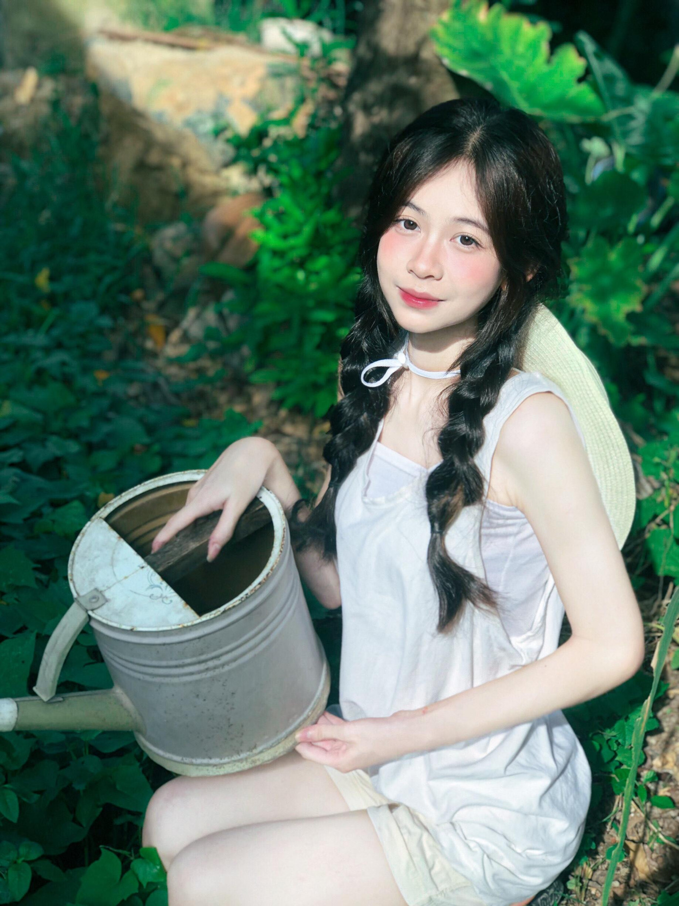 Bên cạnh đó, Ánh Tuyết cũng xác định rõ, mục đích chính hiện tại không phải là để kiếm tiền, mà là để trải nghiệm và phát triển bản thân, thử sức với nhiều lĩnh vực, giúp định hướng bản thân dễ dàng hơn trong tương lai.